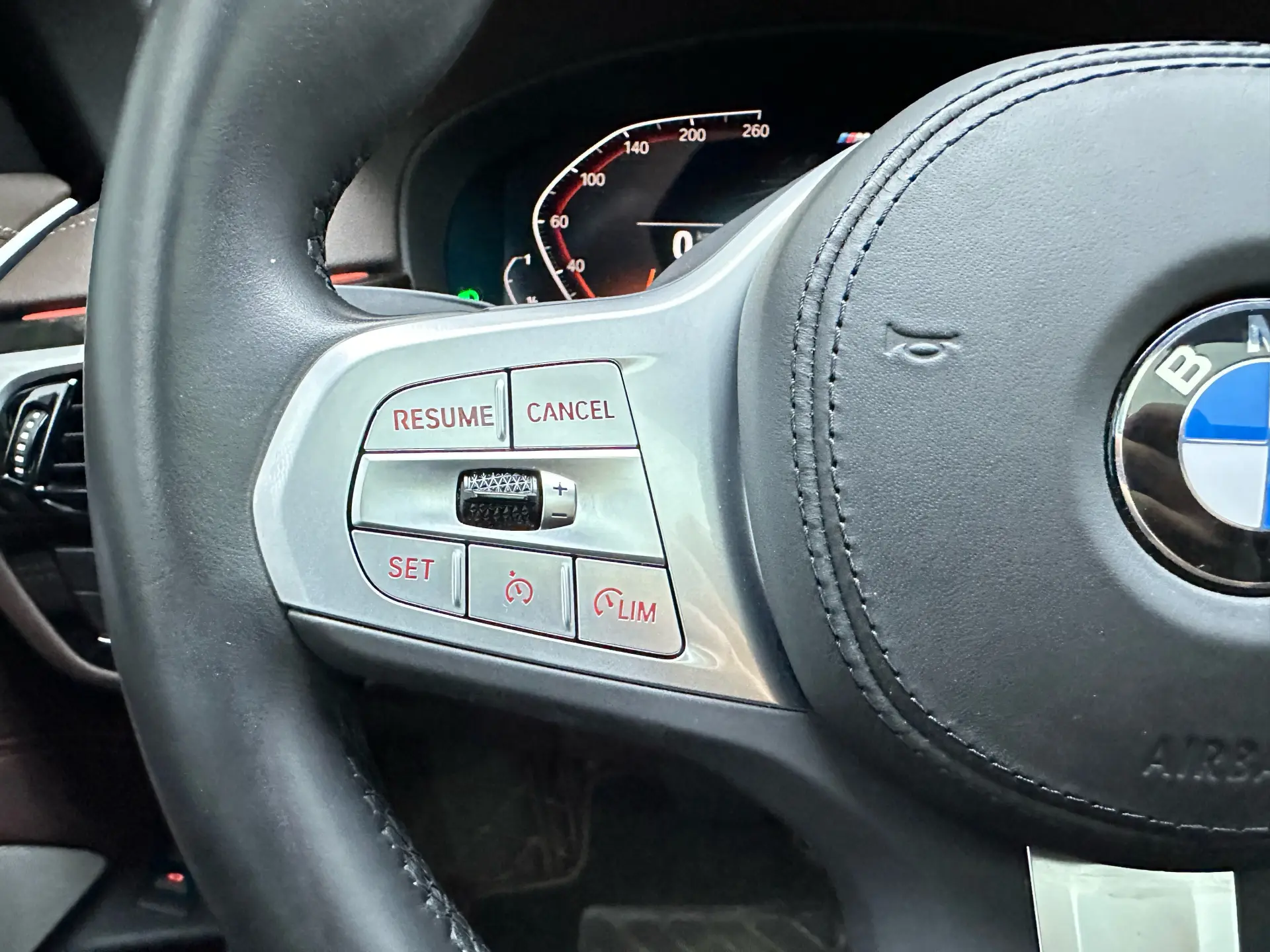 BMW 525Li, 2023 18