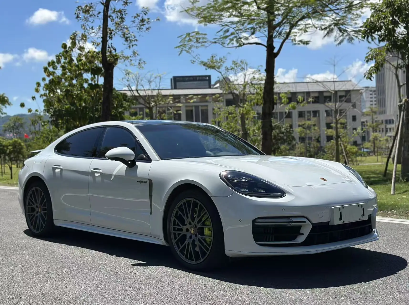 Porsche Panamera, 2022 2