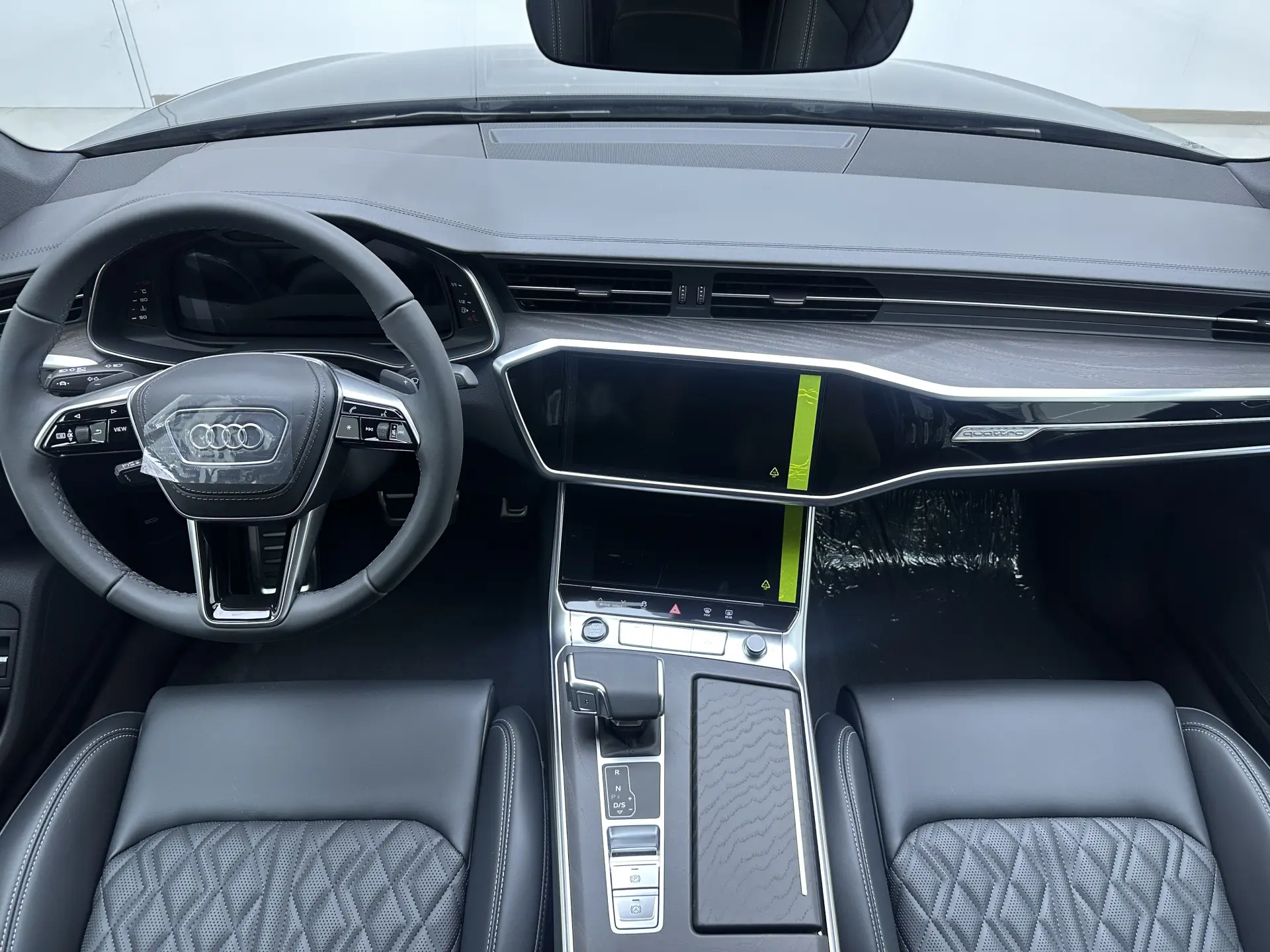 Audi A6L 45 TFSI, 2025 10