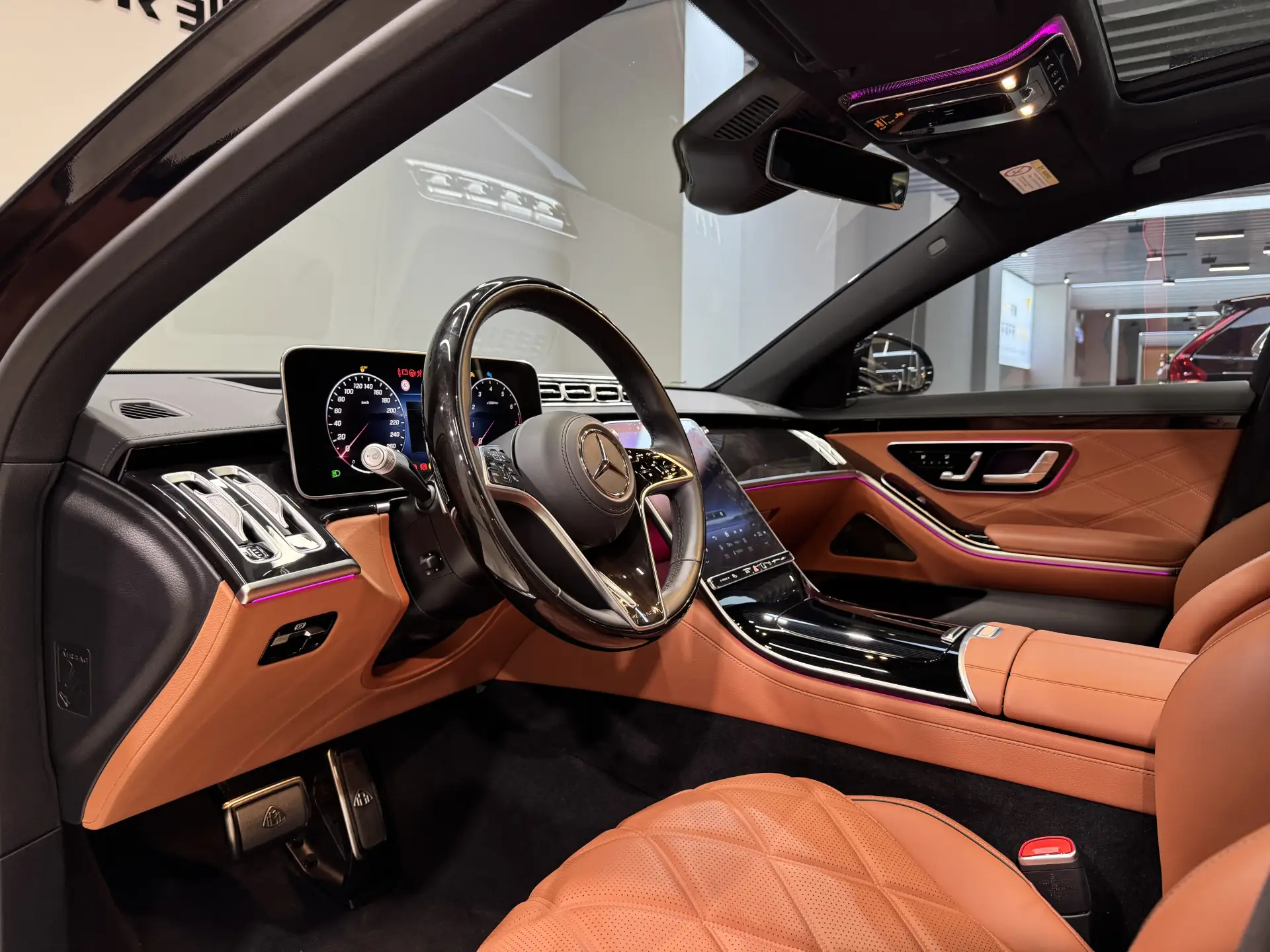 Mercedes-Benz S 480 4MATIC, 2024 11