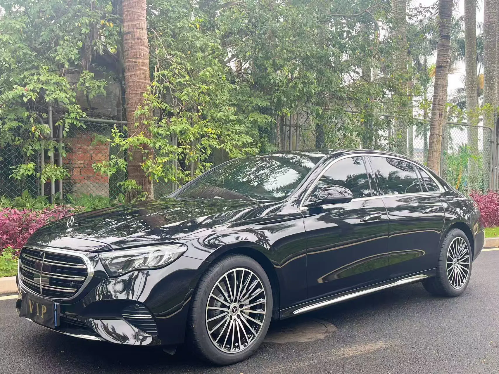 Mercedes-Benz E 300 L, 2025 2
