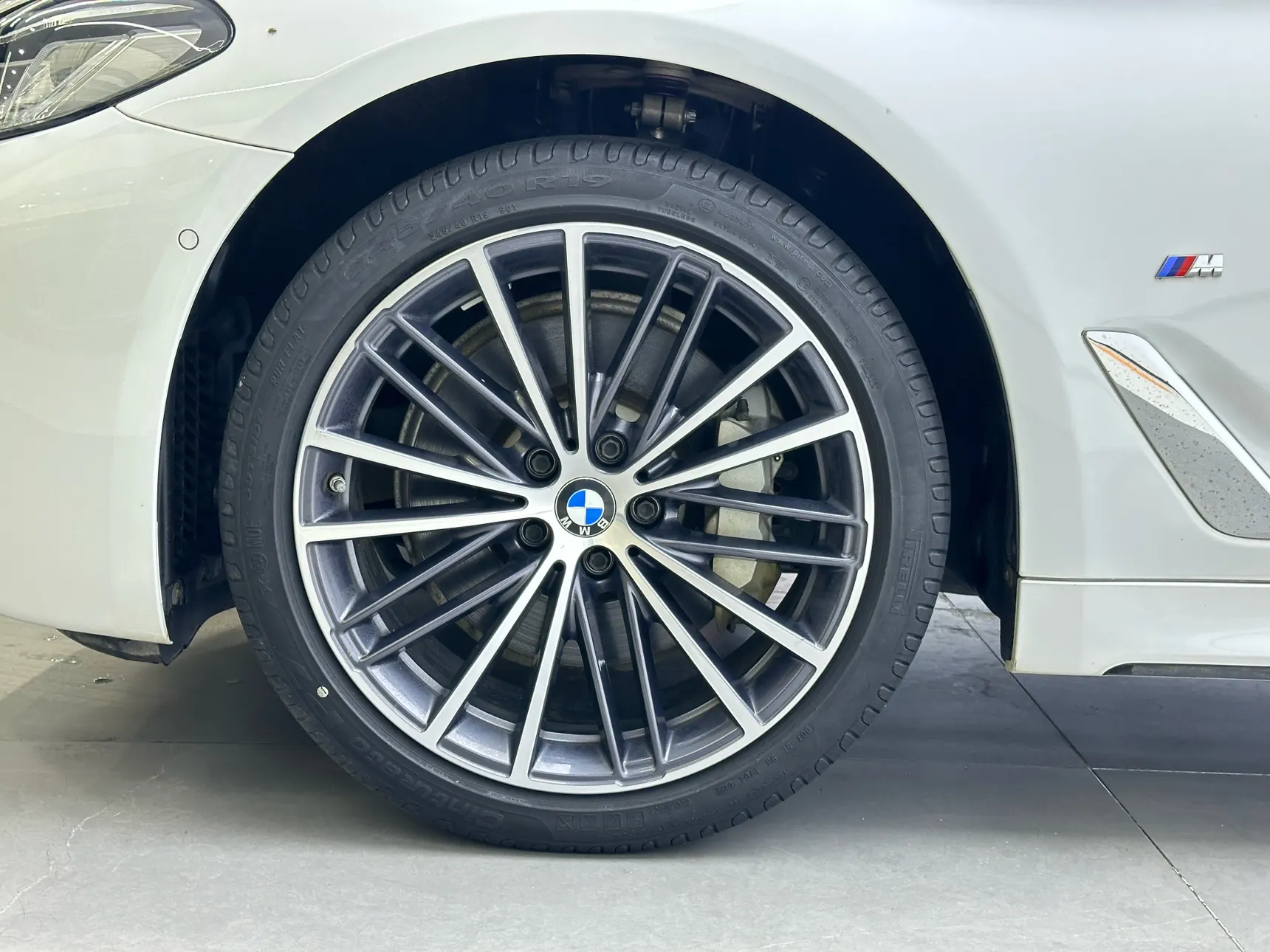 BMW 530Li, 2022 2