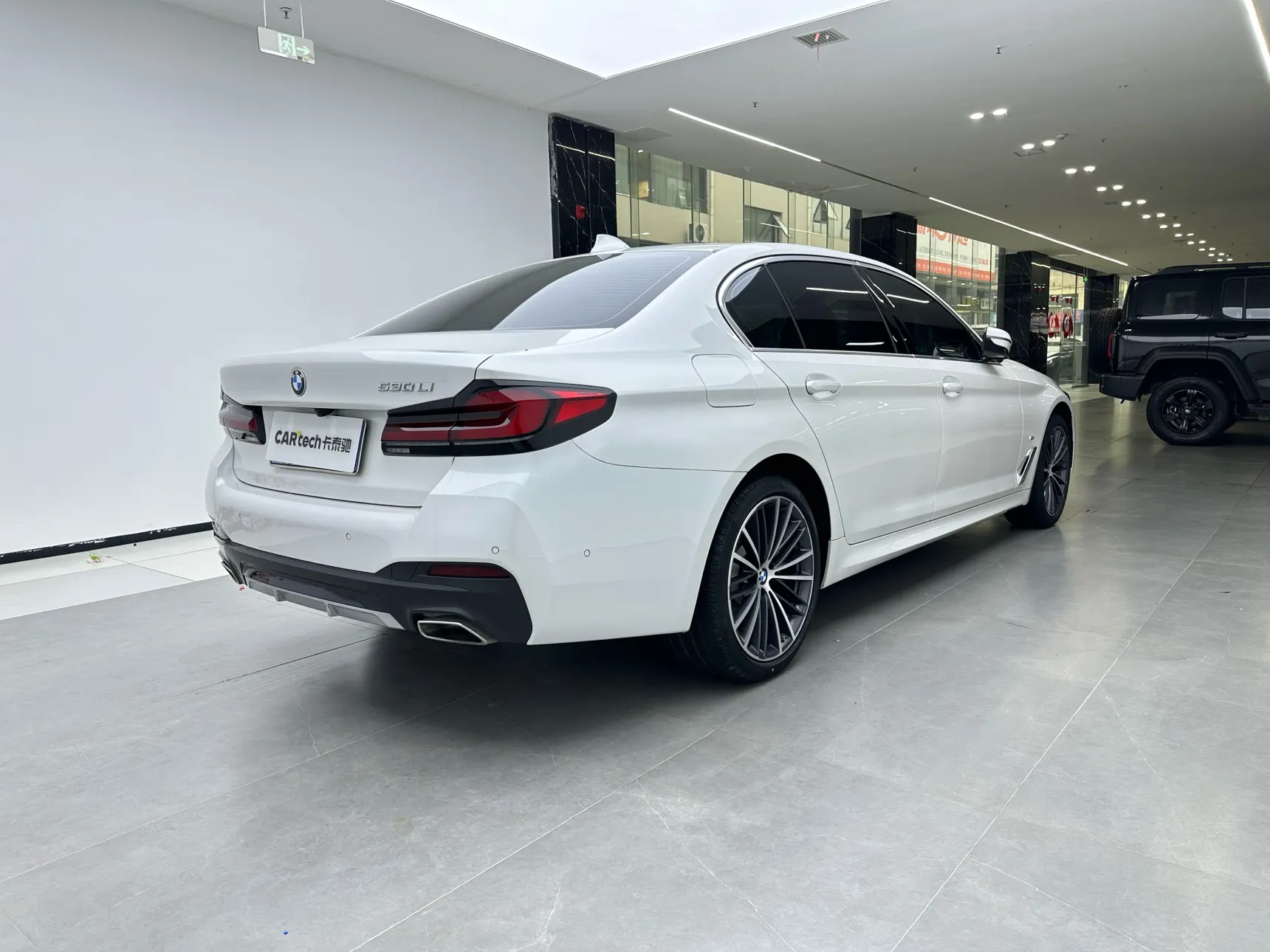 BMW 530Li, 2022 3