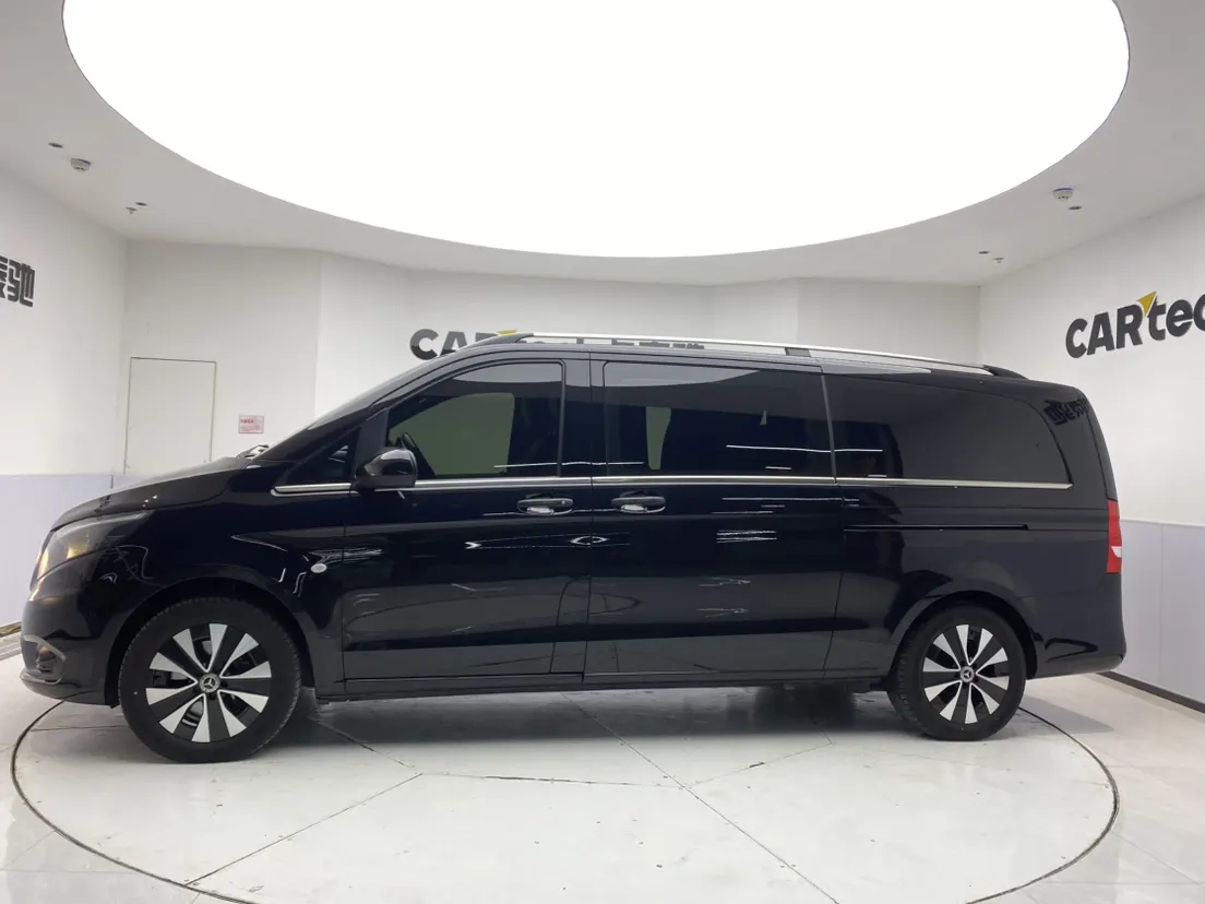 Mercedes-Benz Vito, 2023 4