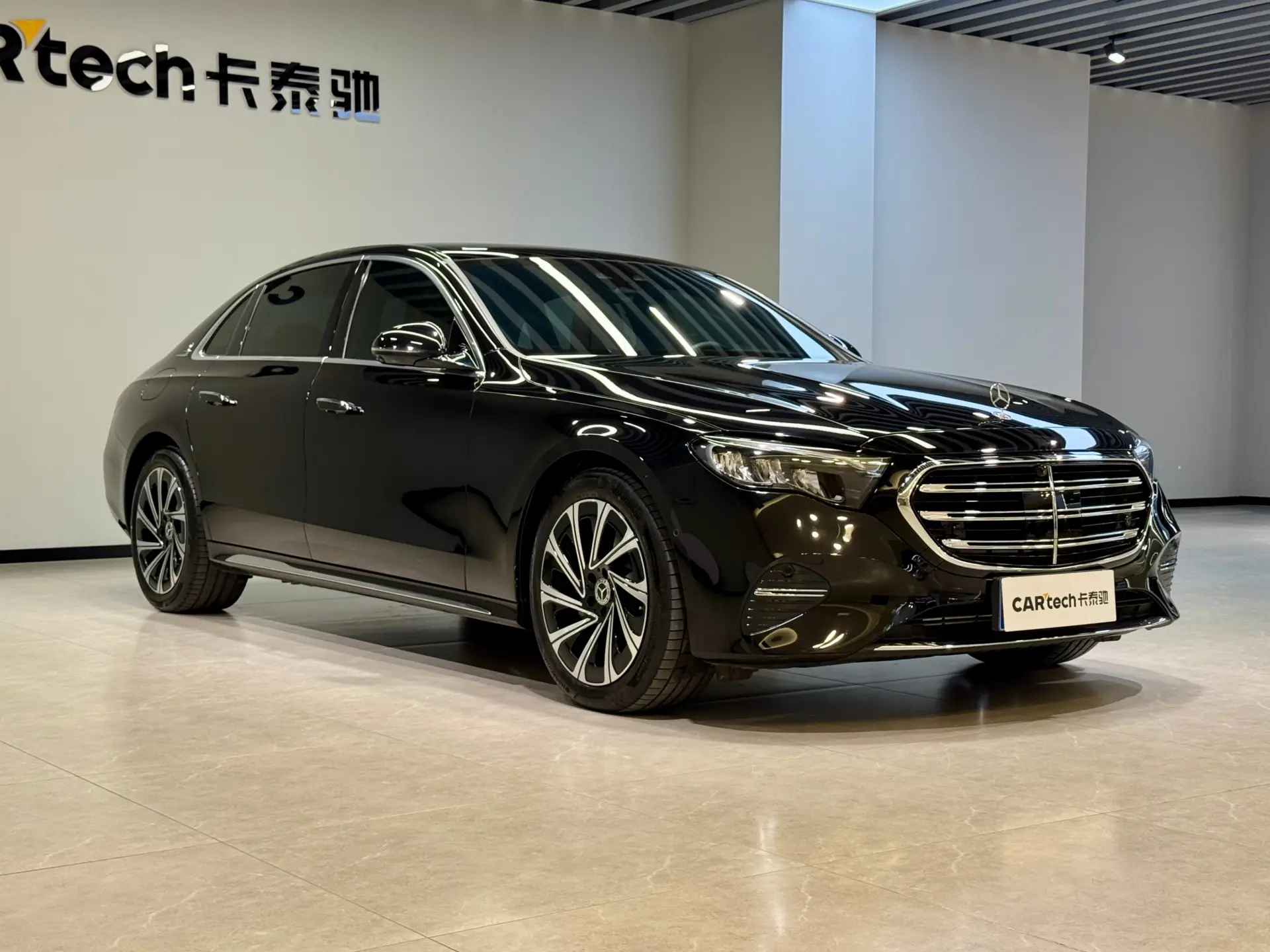 Mercedes-Benz E 300 L, 2024 3