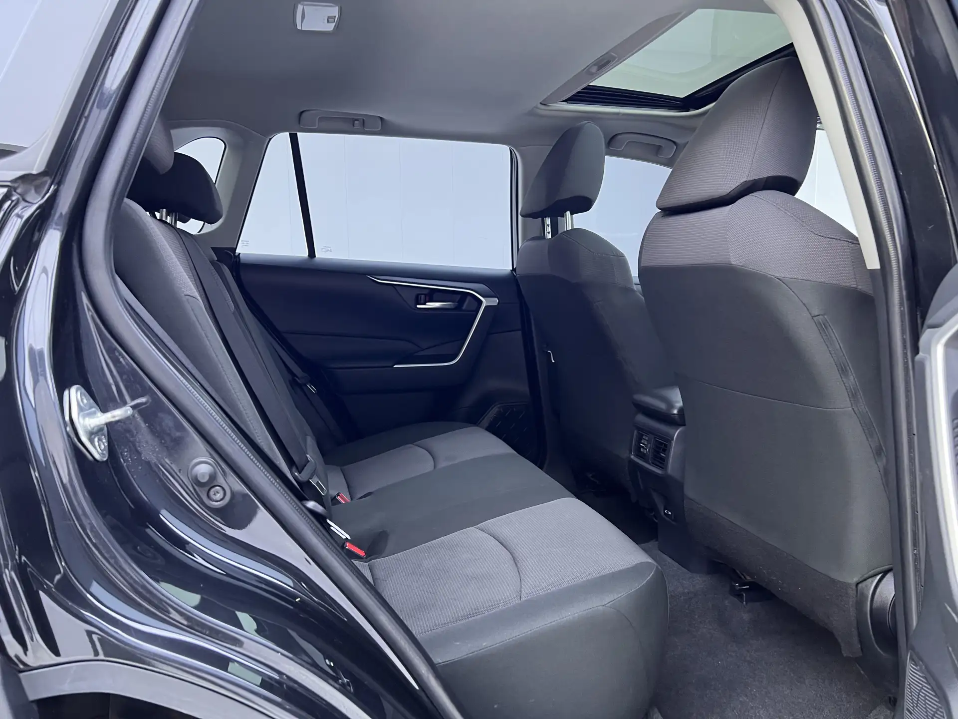 Toyota RAV4, 2022 18