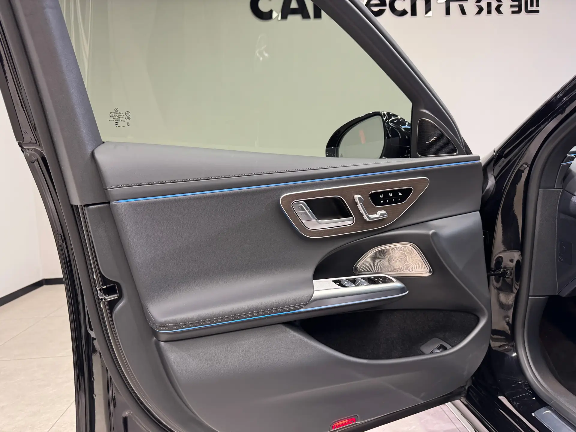Mercedes-Benz E 300 L, 2024 12