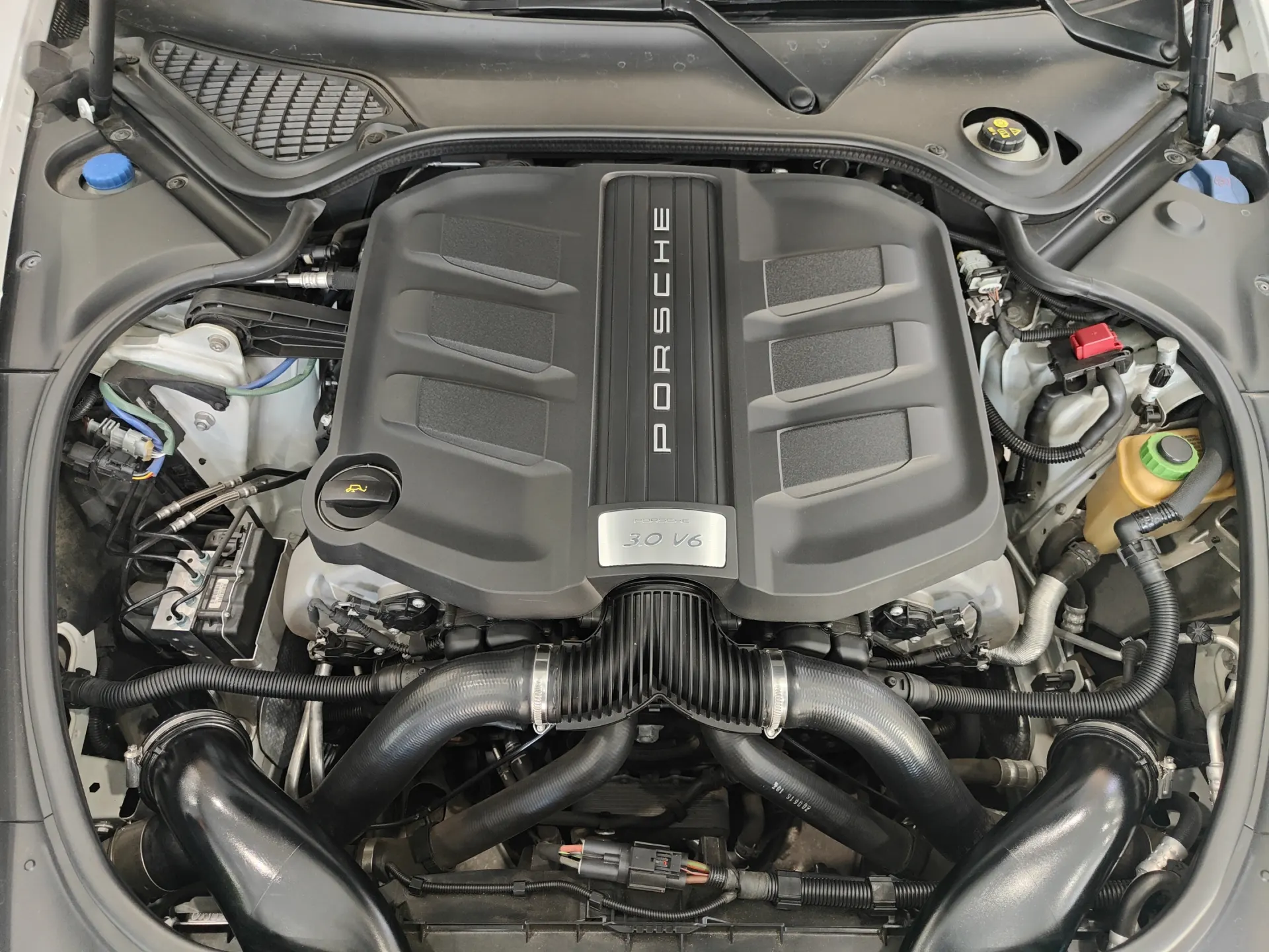 Porsche Panamera, 2017 13