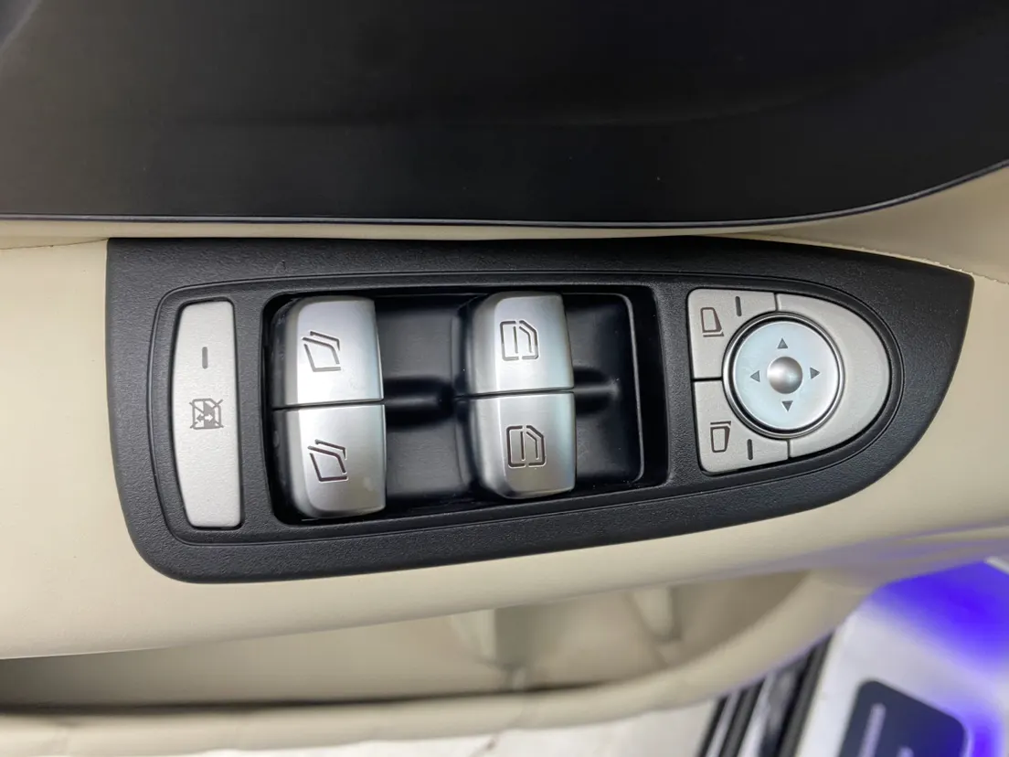 Mercedes-Benz Vito, 2024 14