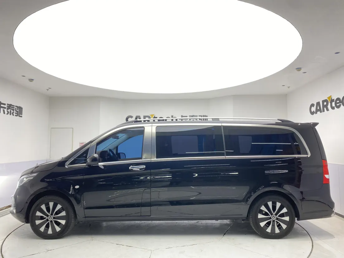 Mercedes-Benz Vito, 2024 2