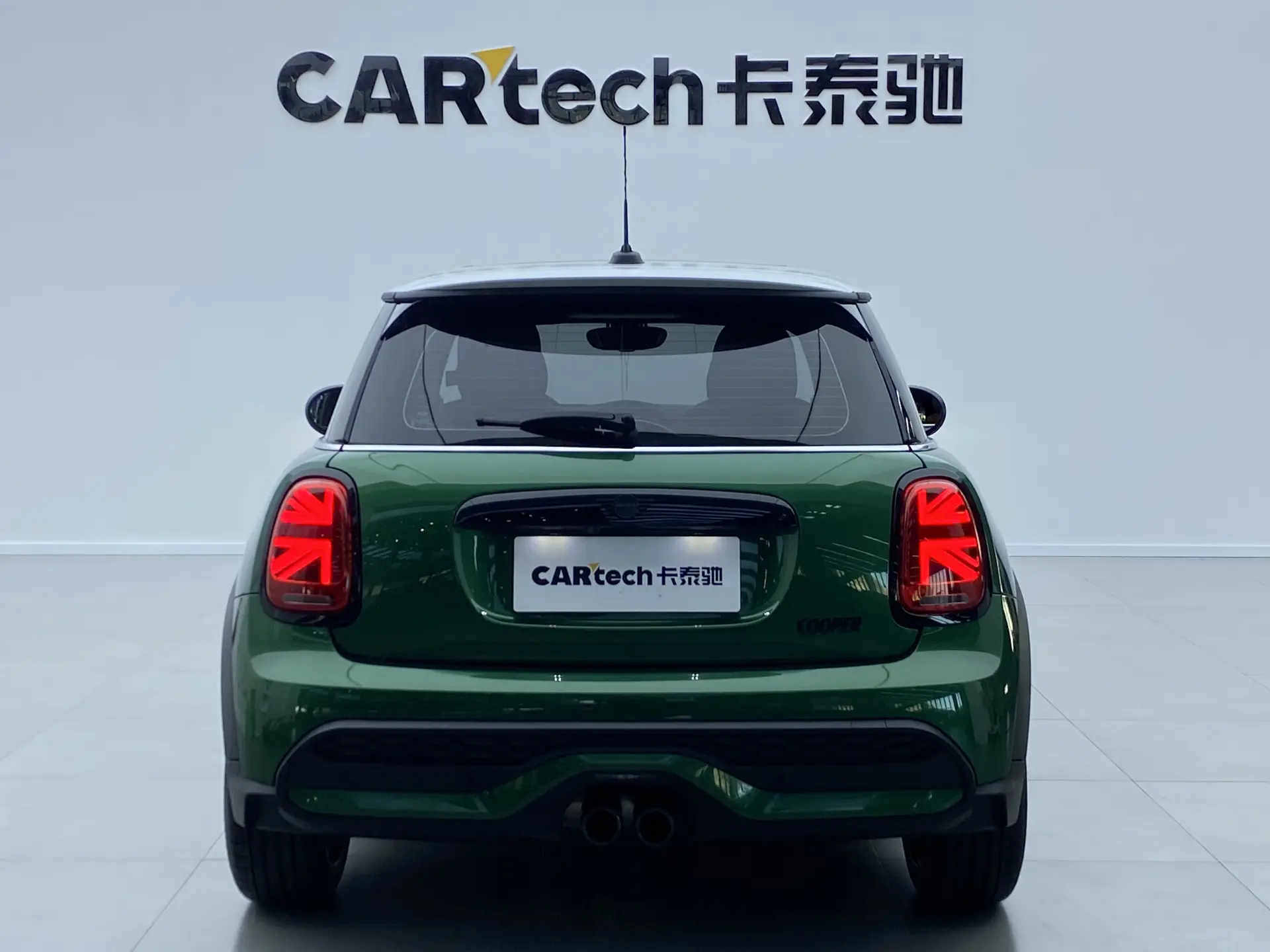 Mini Cooper, 2024 4
