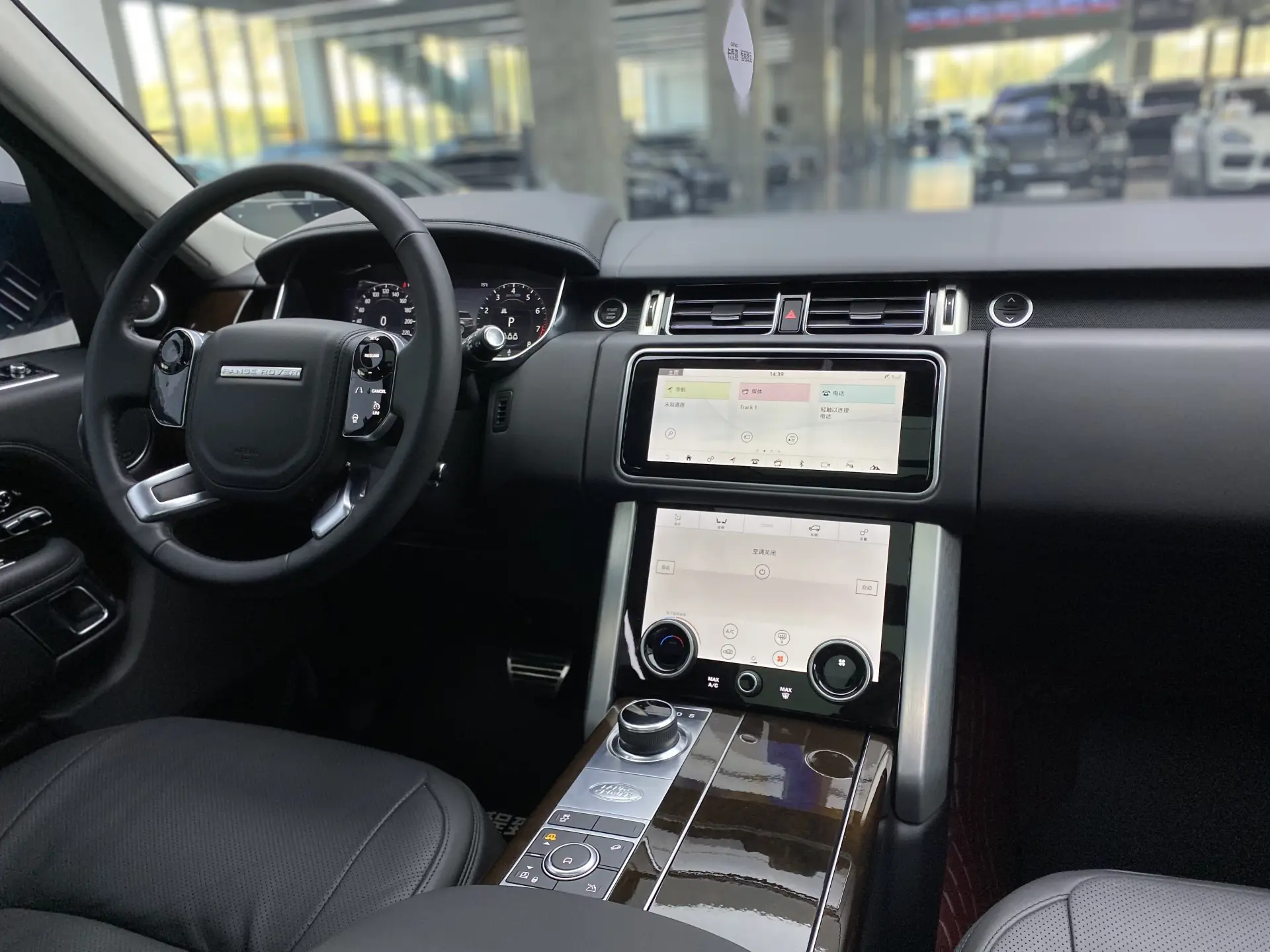 Land Rover Range Rover, 2022 12