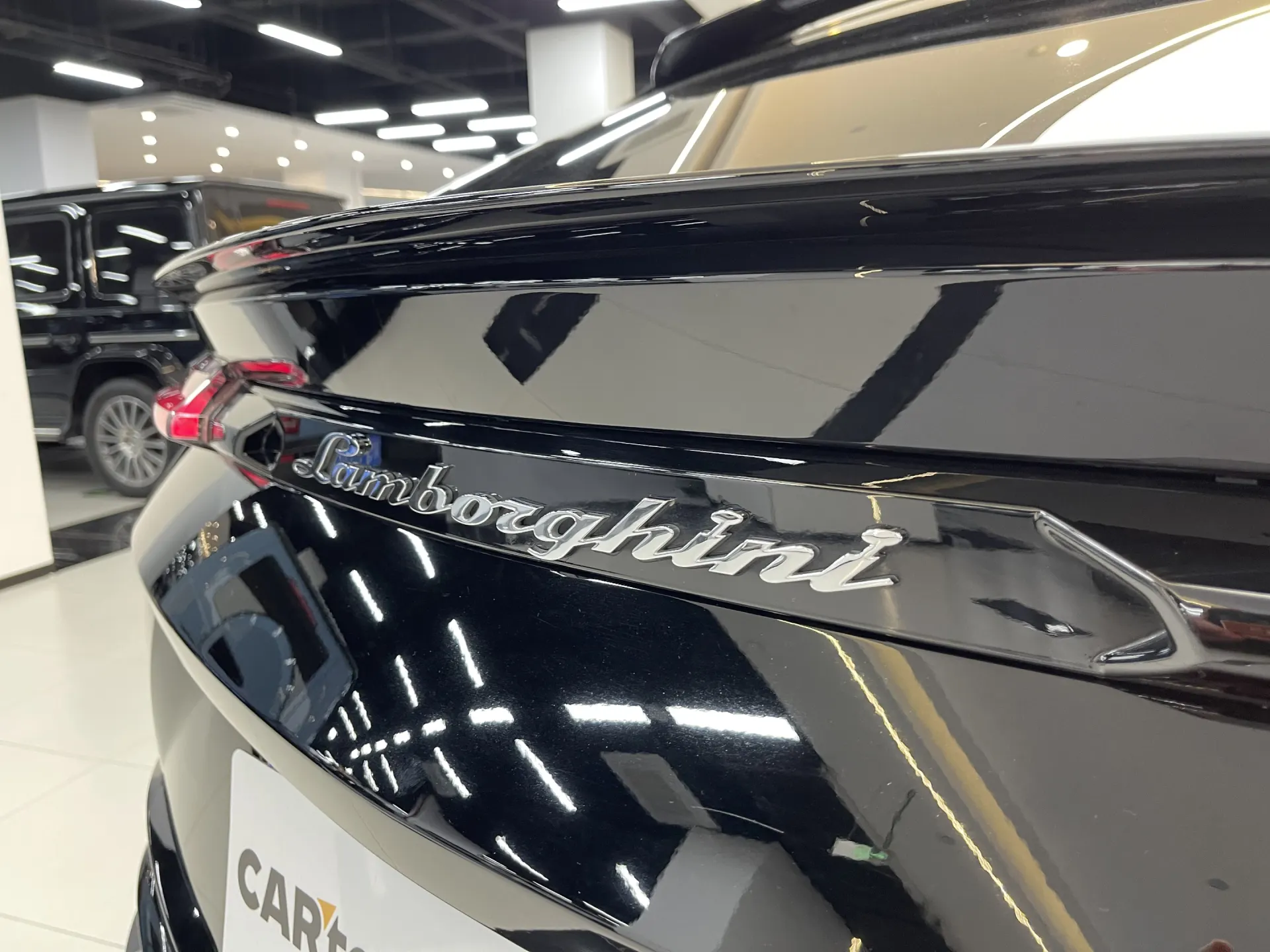 Lamborghini Urus, 2022 12