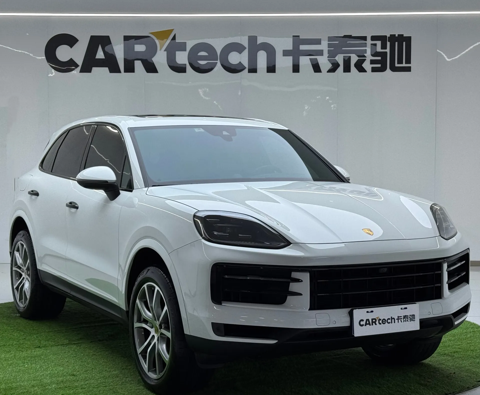Porsche Cayenne, 2024 14