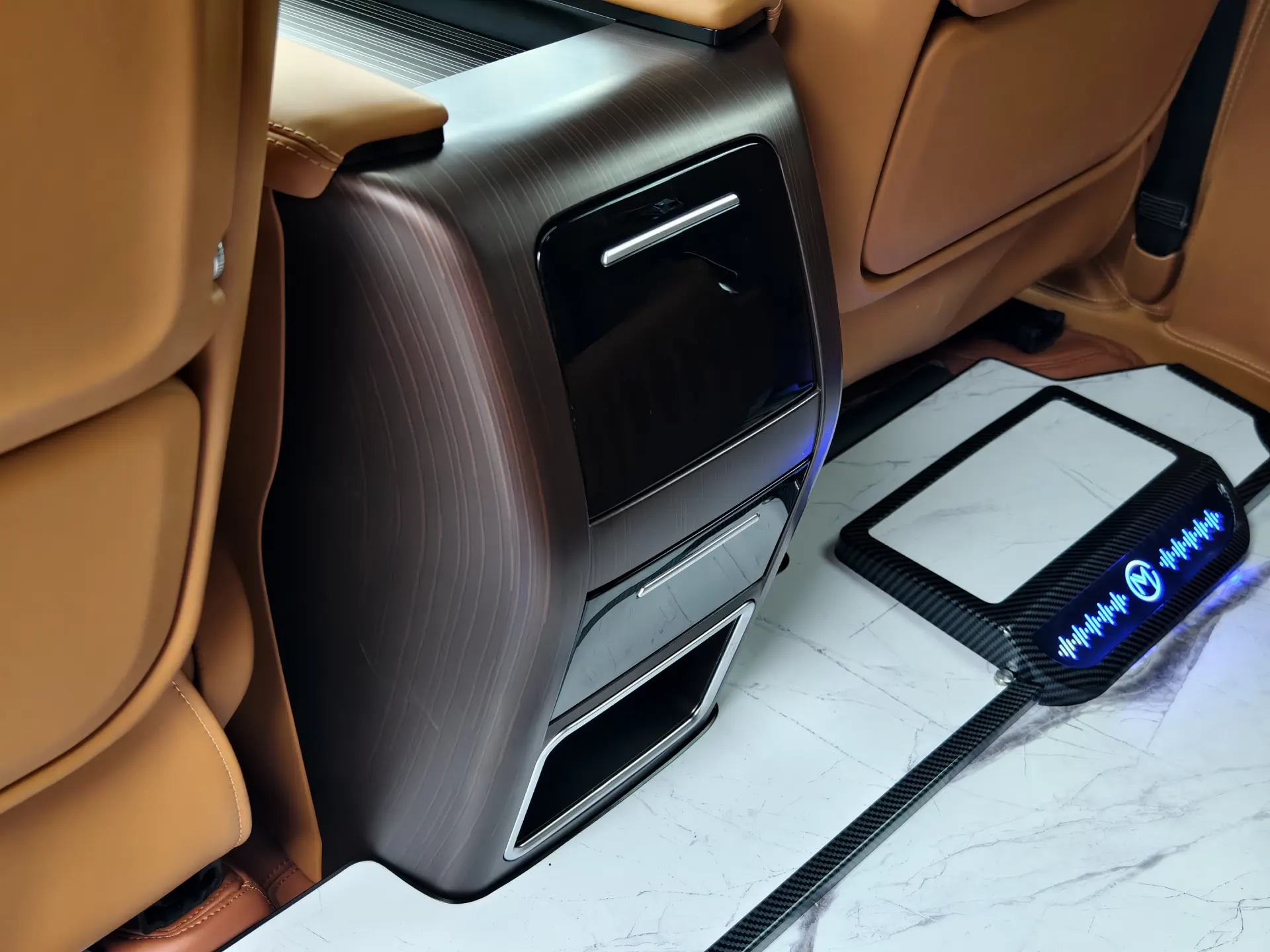 Toyota Granvia, 2025 17