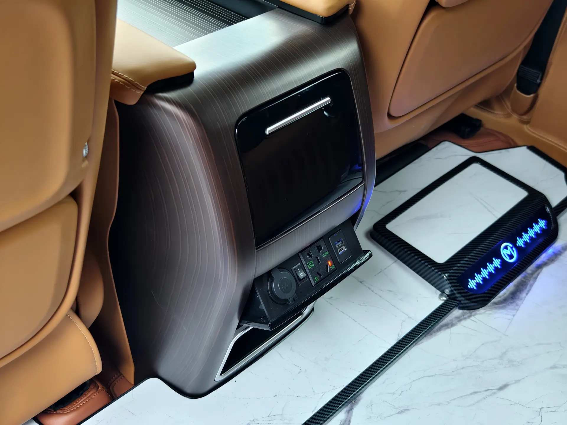 Toyota Granvia, 2025 20