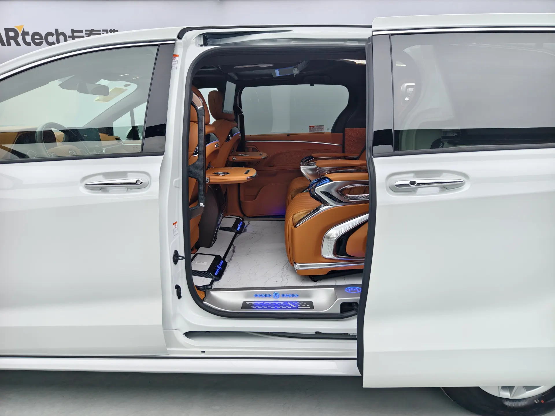 Toyota Granvia, 2025 14