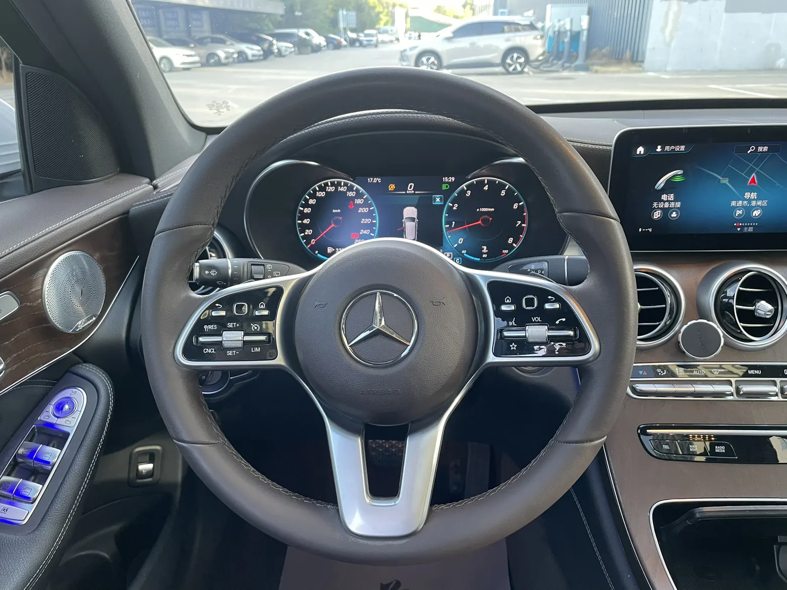 Mercedes-Benz GLC 300 L, 2020 11