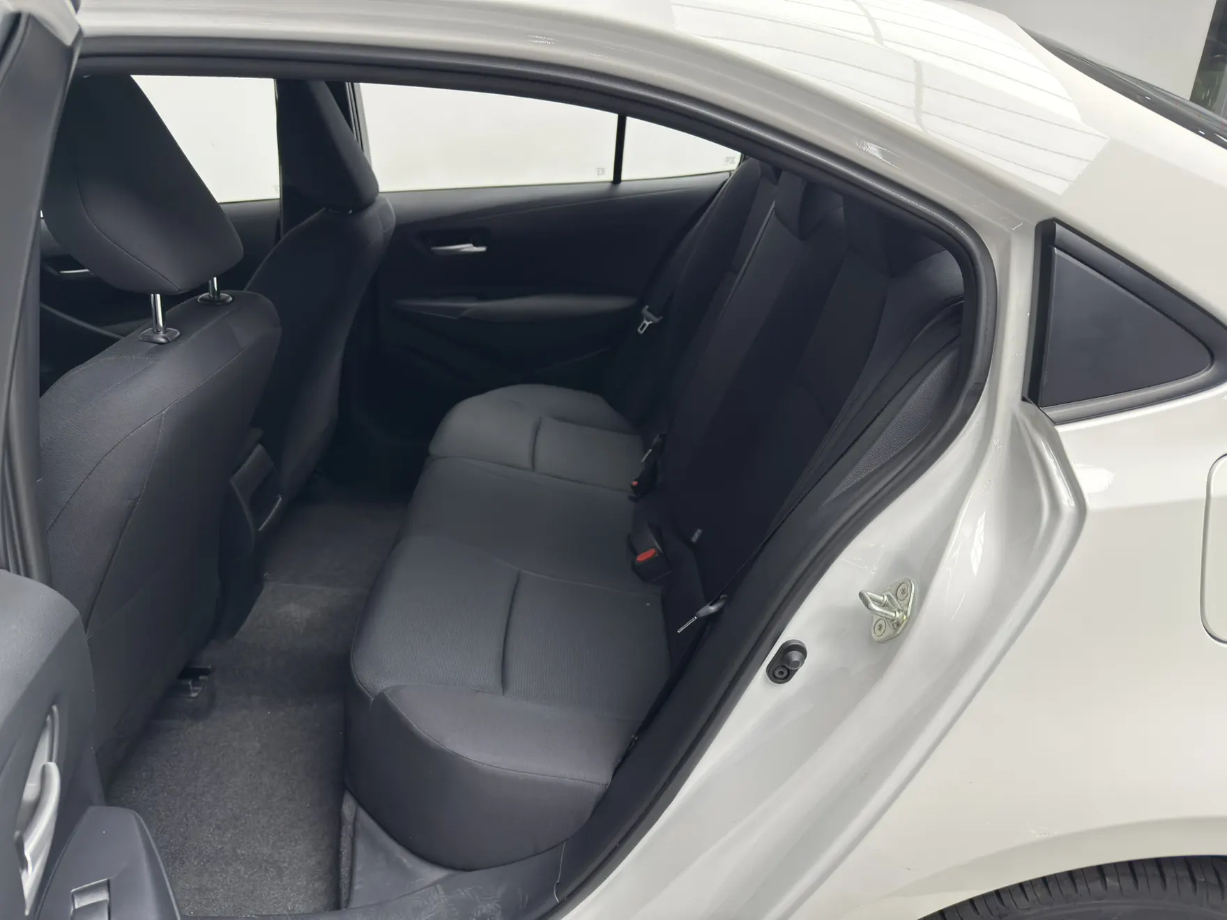 Toyota Corolla, 2025 4