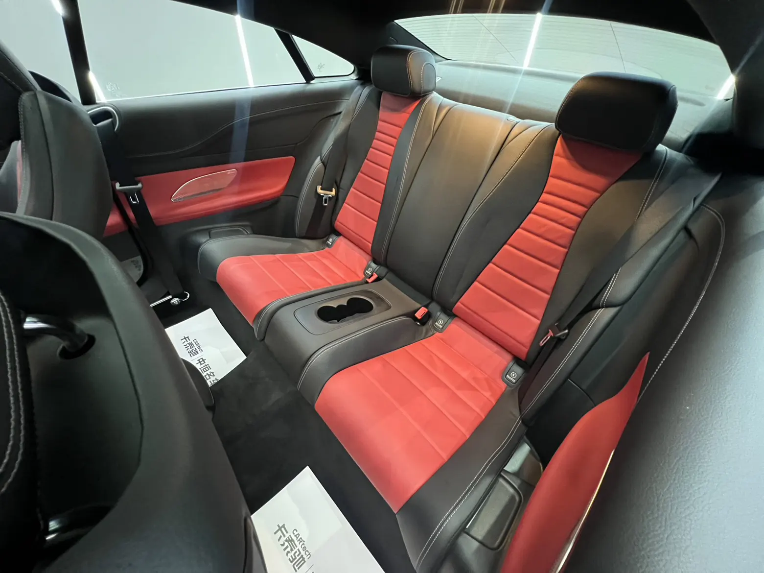 Mercedes-Benz E 260, 2024 17