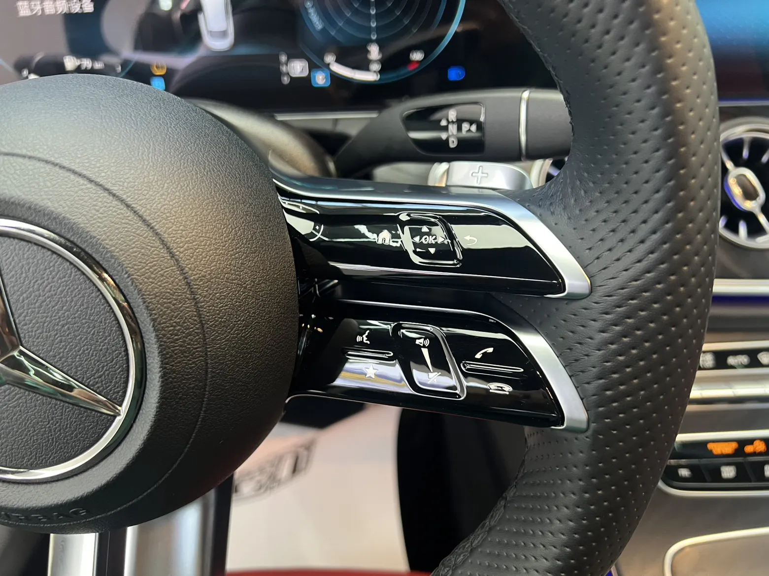 Mercedes-Benz E 260, 2024 19