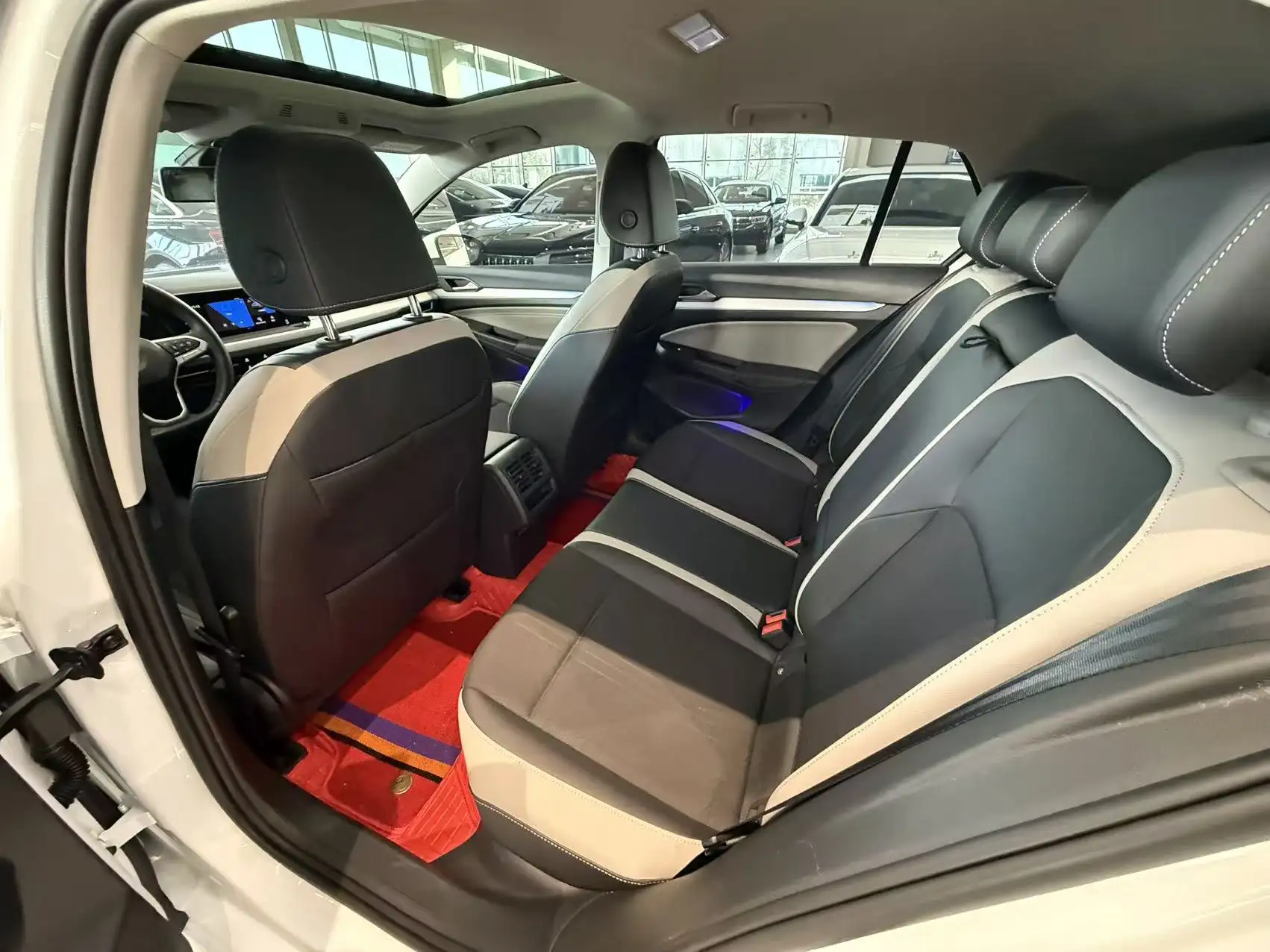Volkswagen Golf, 2022 10