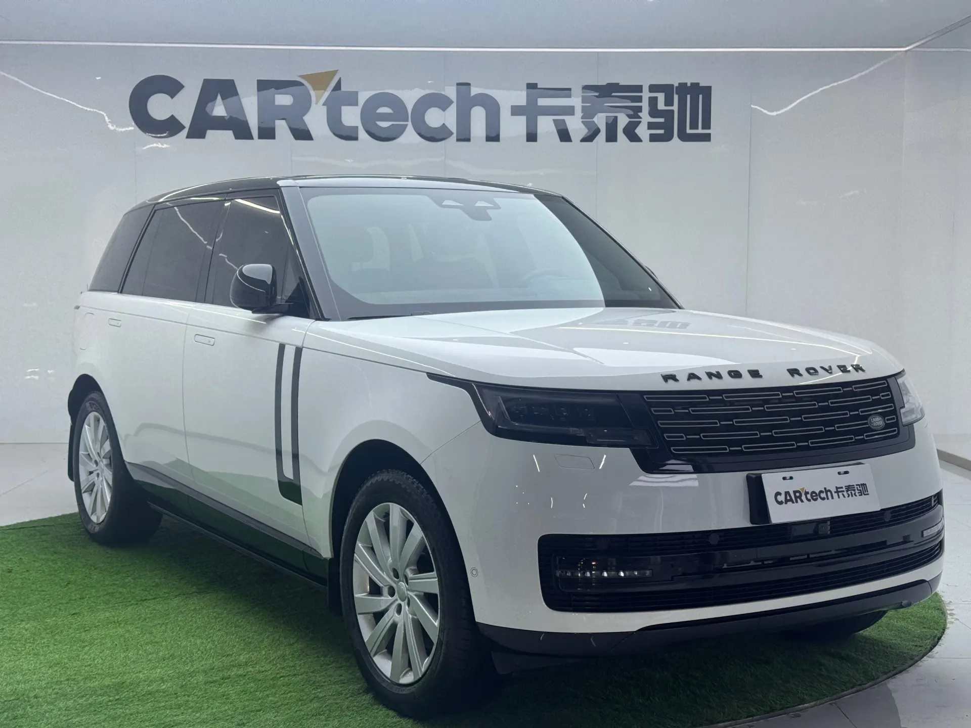 Land Rover Range Rover, 2024 все фото