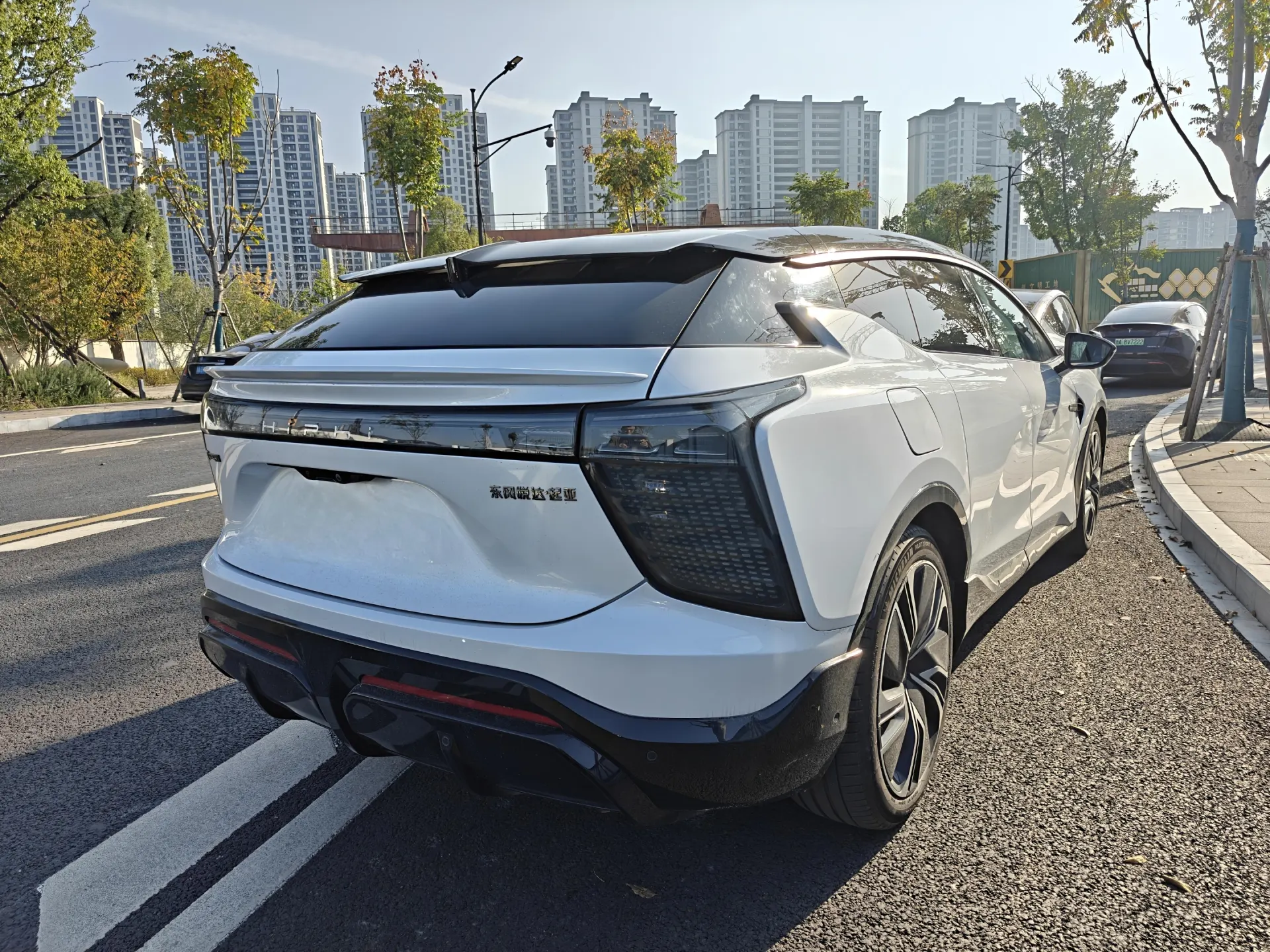 HiPhi X, 2025 3
