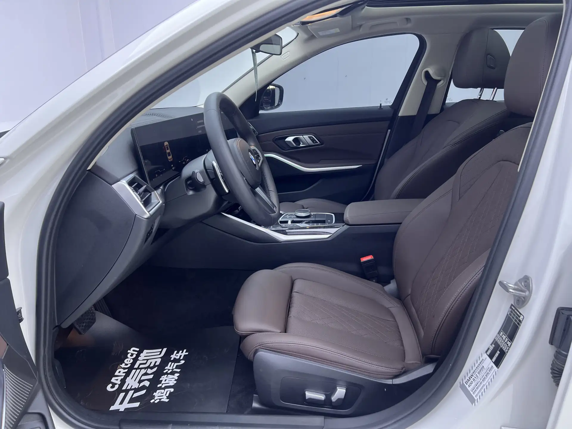 BMW 325Li, 2023 18