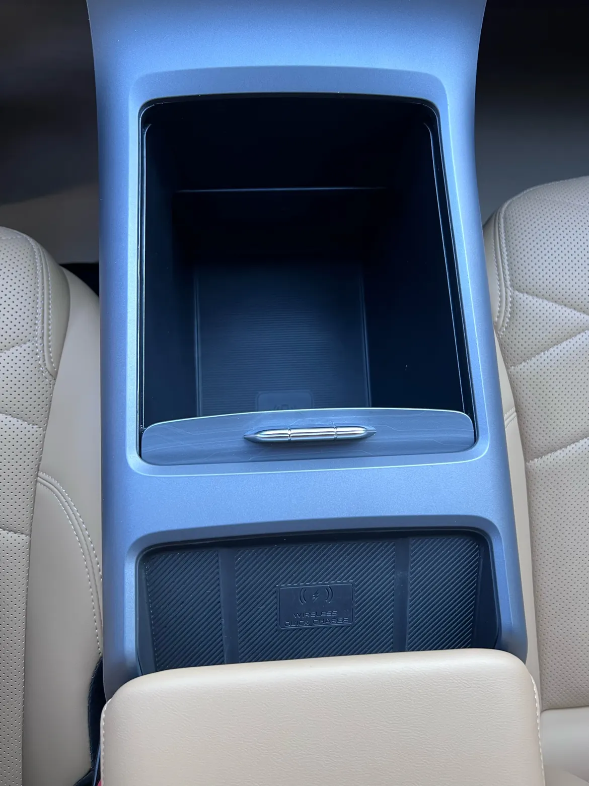 Geely Galaxy Galaxy L6, 2024 13