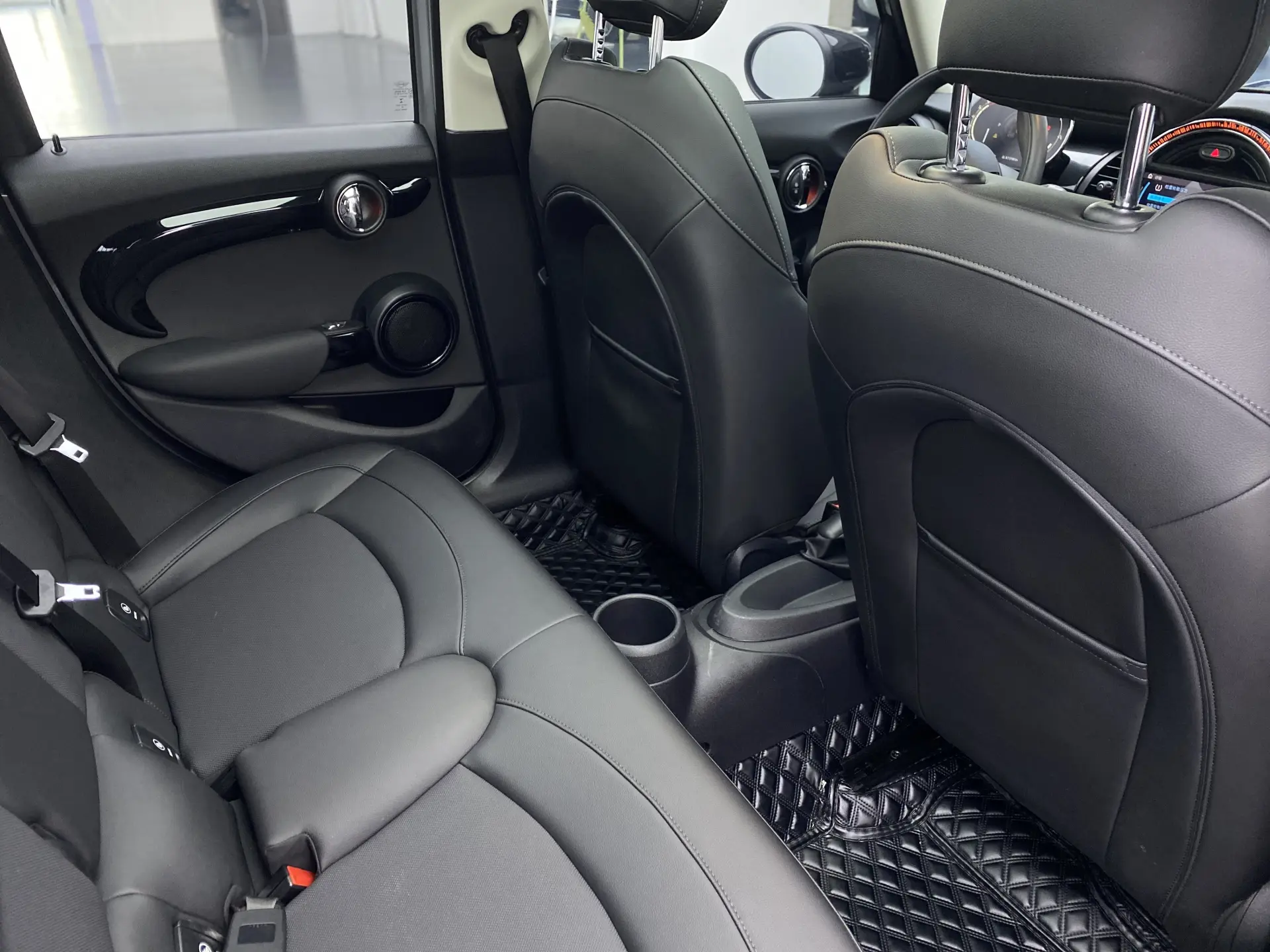 Mini Cooper, 2021 12