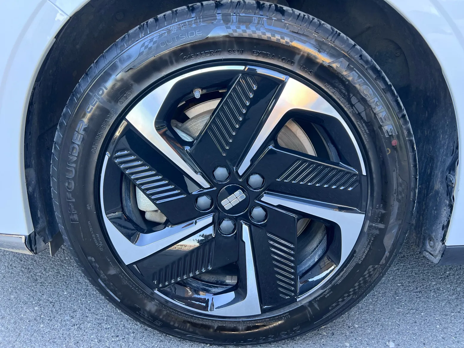 Geely Galaxy Galaxy L6, 2024 6