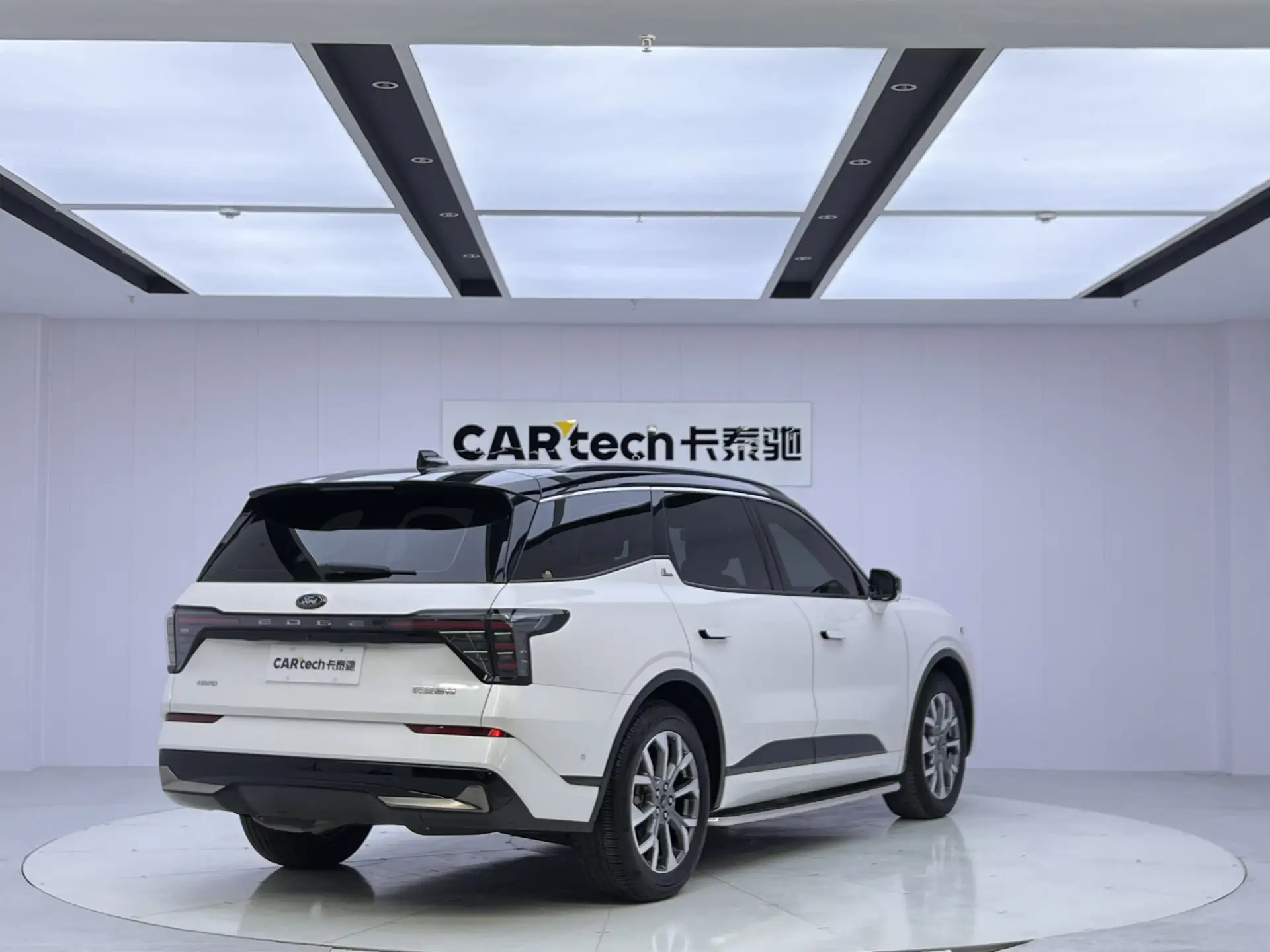 Ford Edge, 2023 все фото