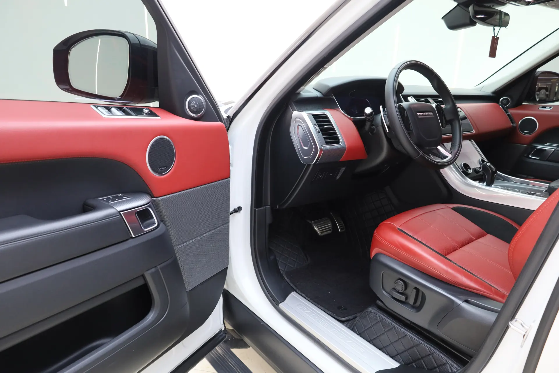 Land Rover Range Rover Sport, 2019 24