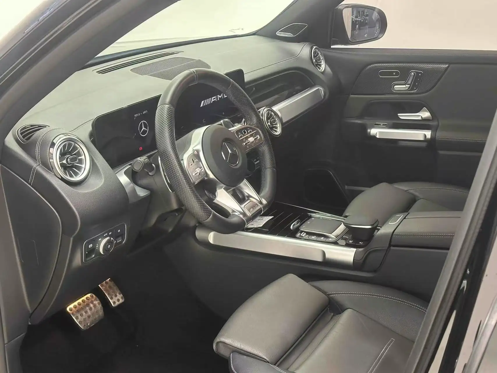 Mercedes-Benz GLB, 2023 12