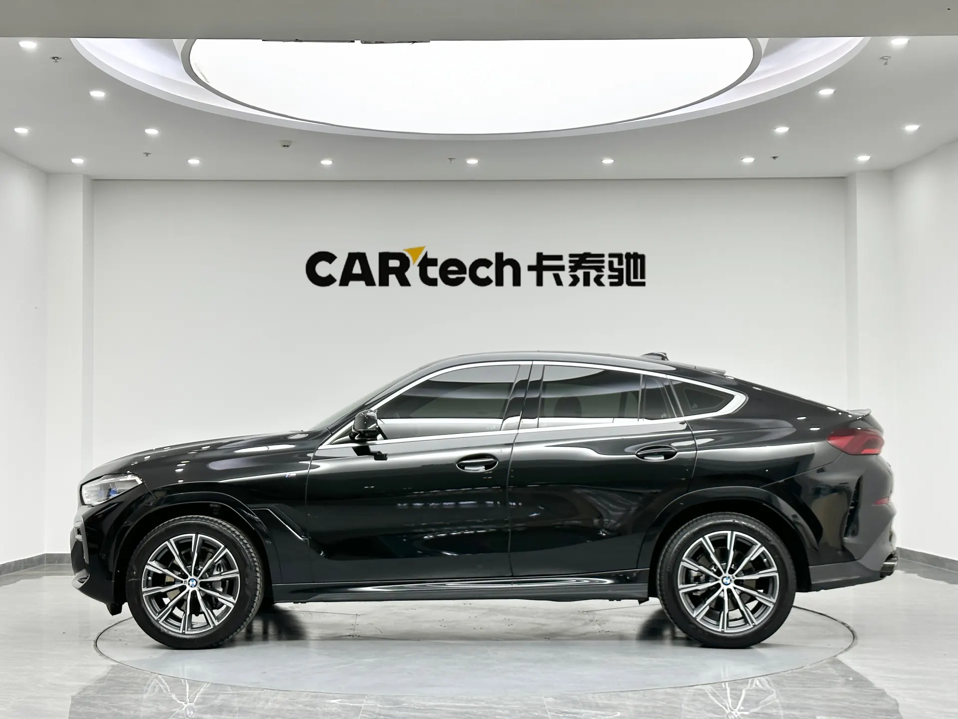 BMW X6, 2023 все фото