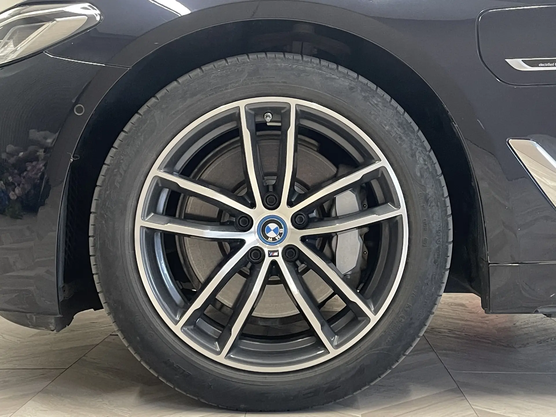 BMW 535Le, 2021 11