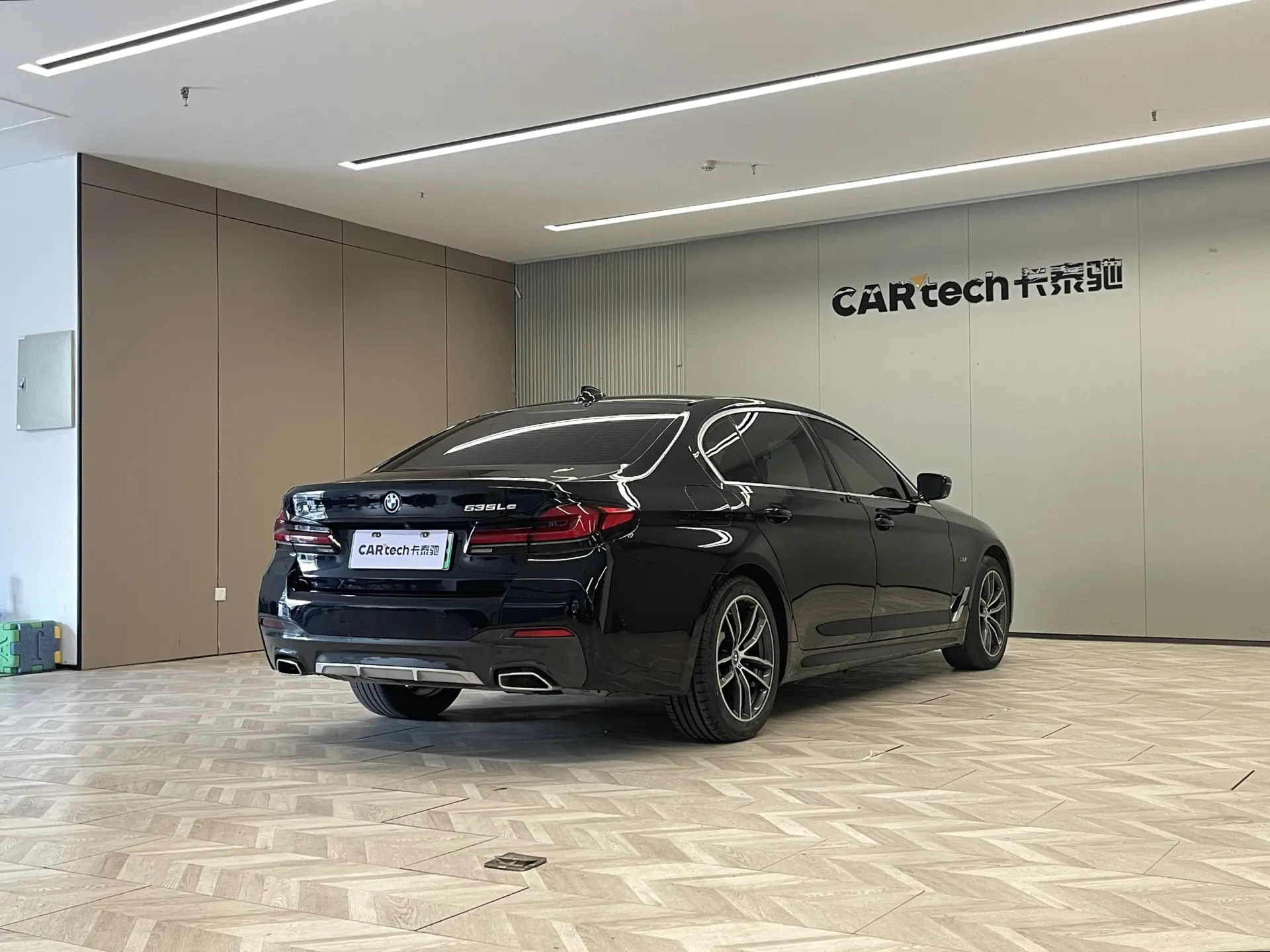BMW 535Le, 2021 все фото
