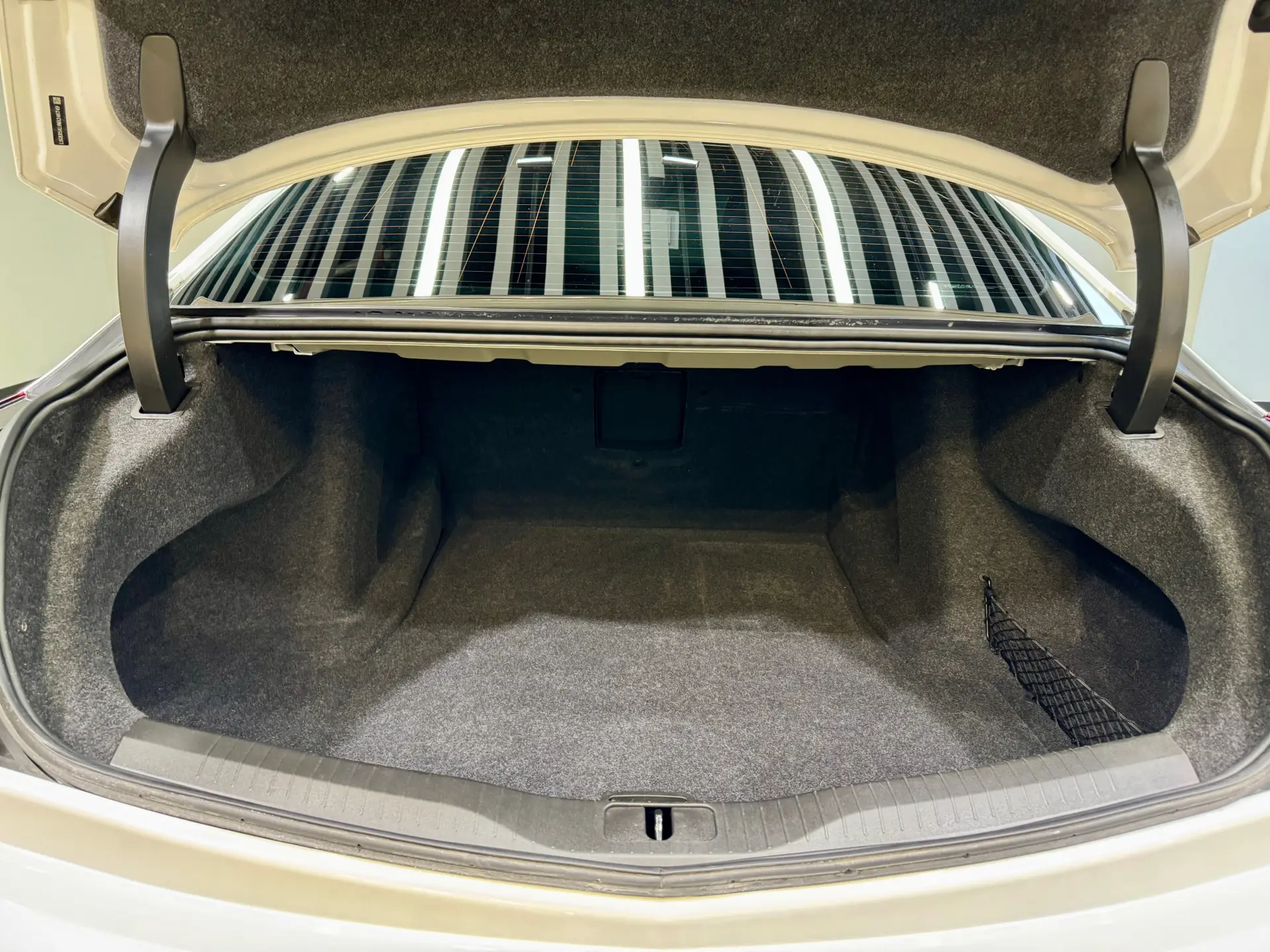 Cadillac CT6, 2022 29