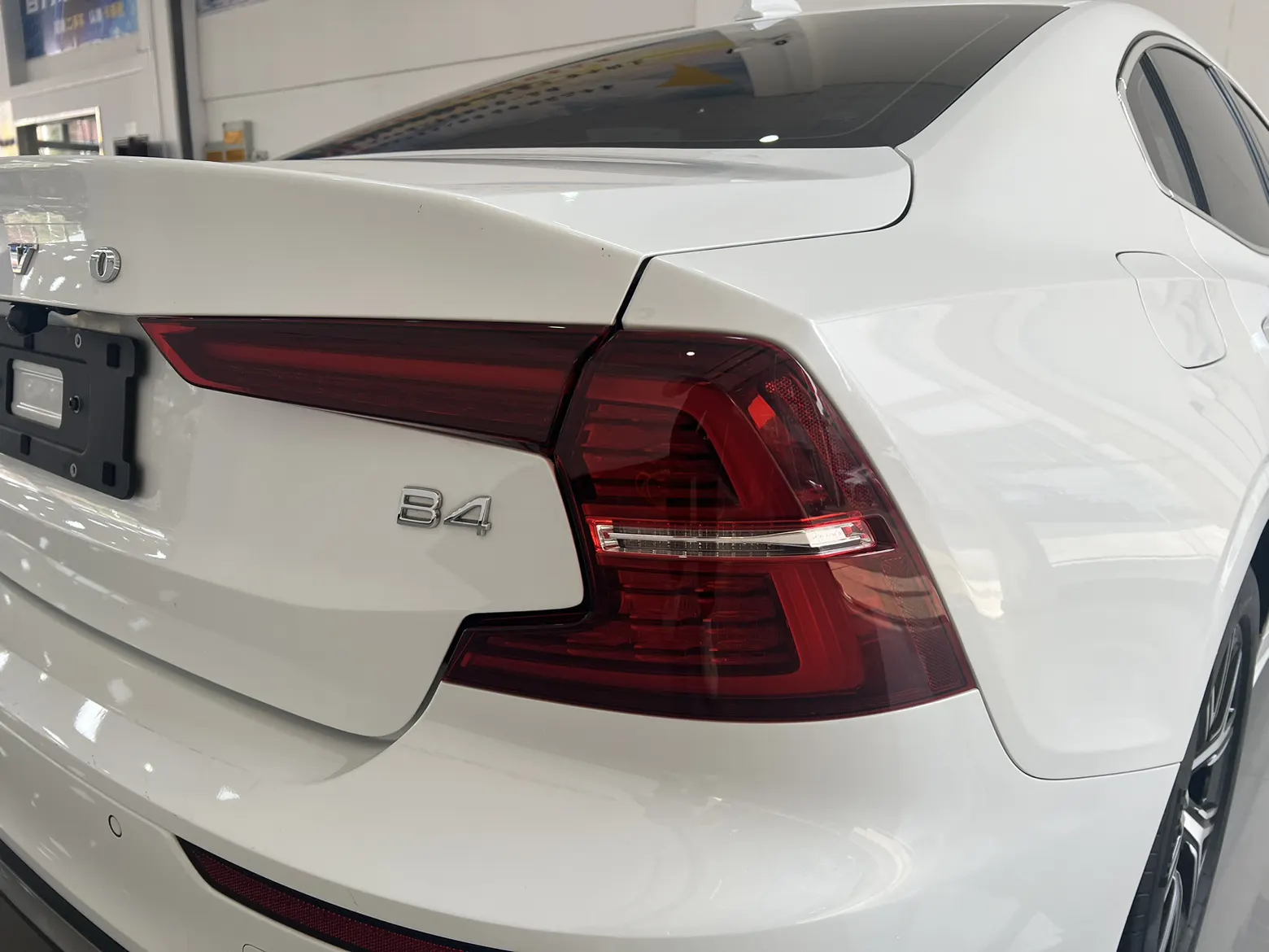 Volvo S60, 2023 6