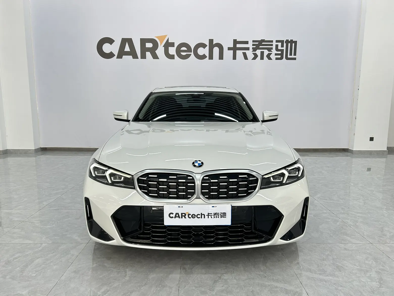 BMW 325Li, 2023 2