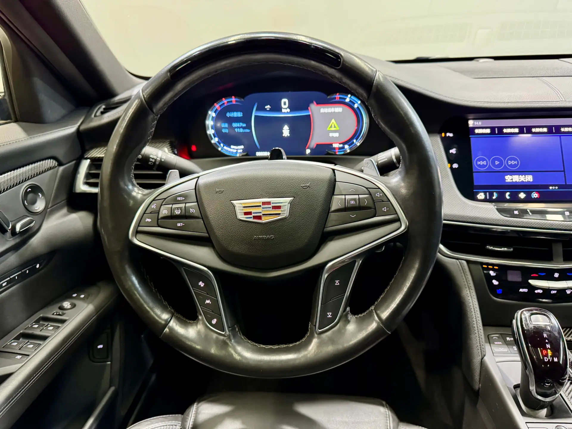 Cadillac CT6, 2022 17