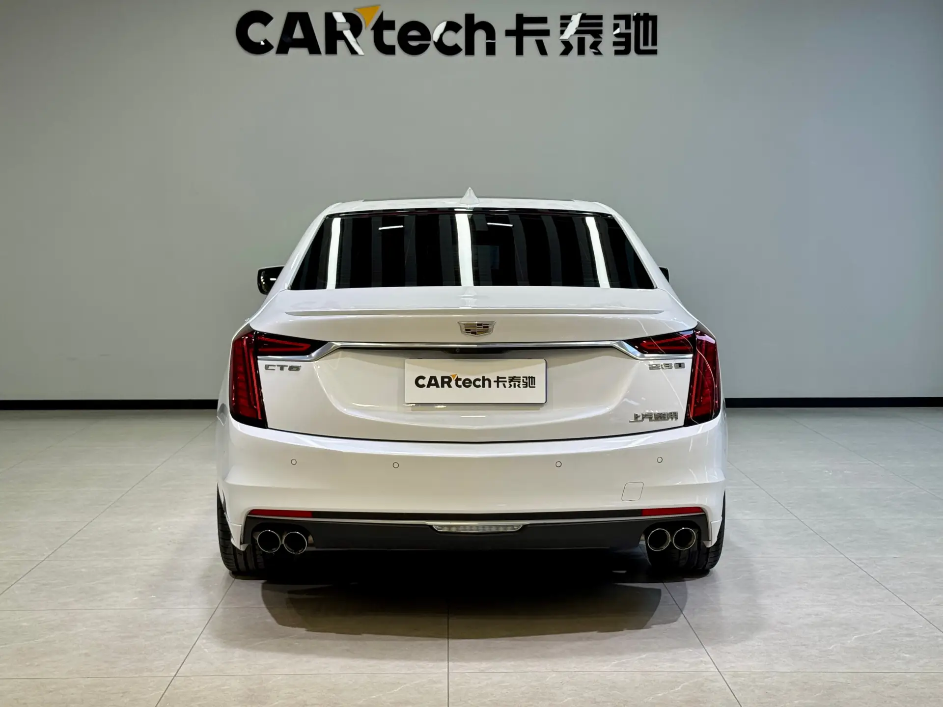 Cadillac CT6, 2022 все фото