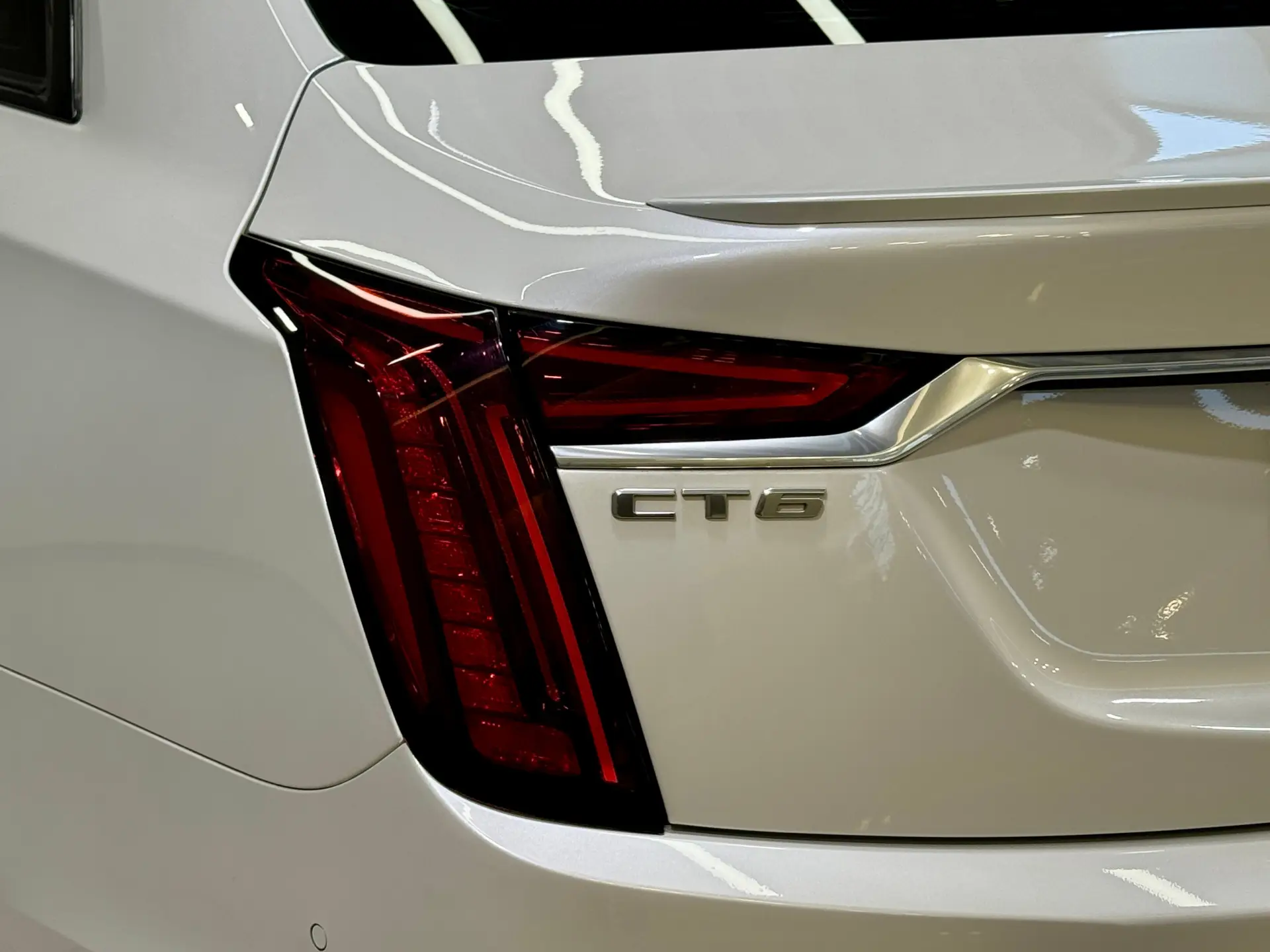 Cadillac CT6, 2022 11
