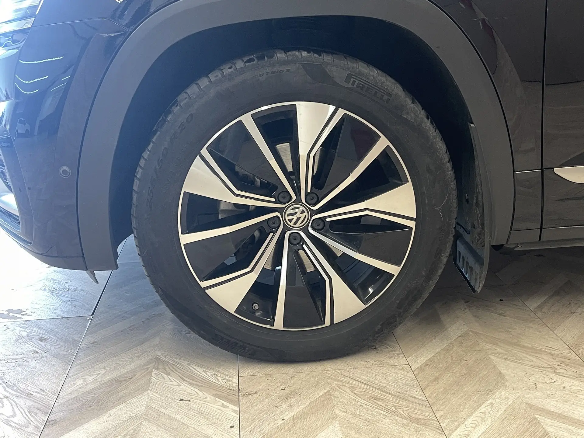 Volkswagen Teramont X, 2021 11