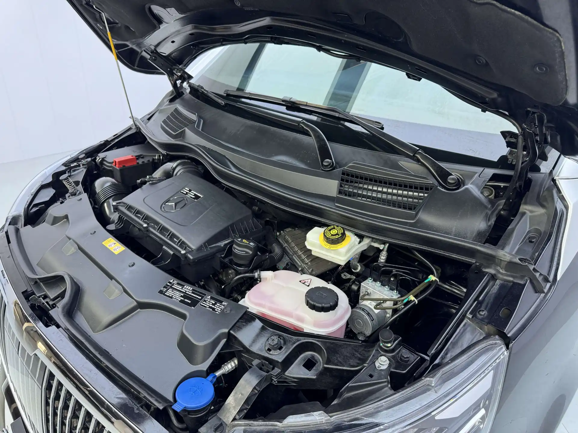 Mercedes-Benz Vito, 2023 12
