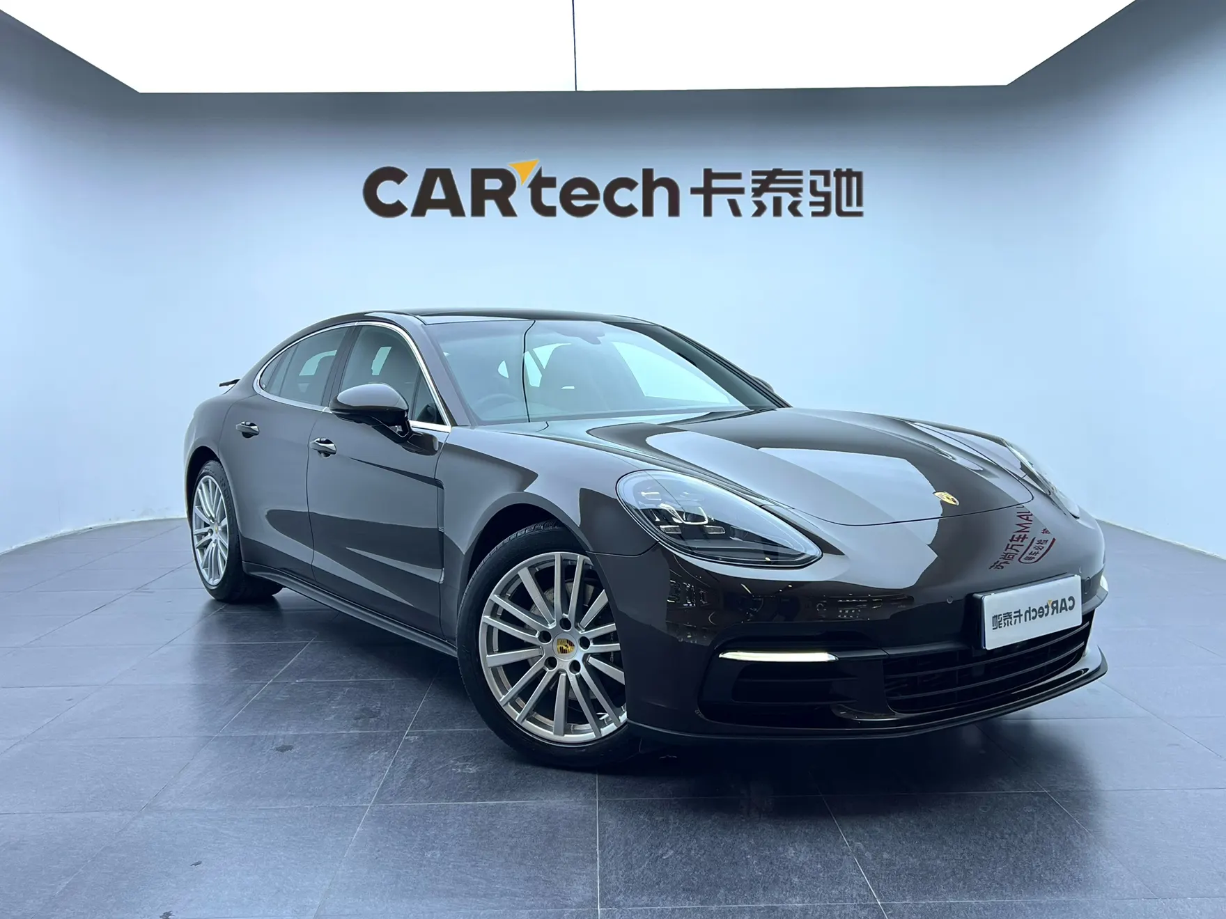 Porsche Panamera, 2018 2