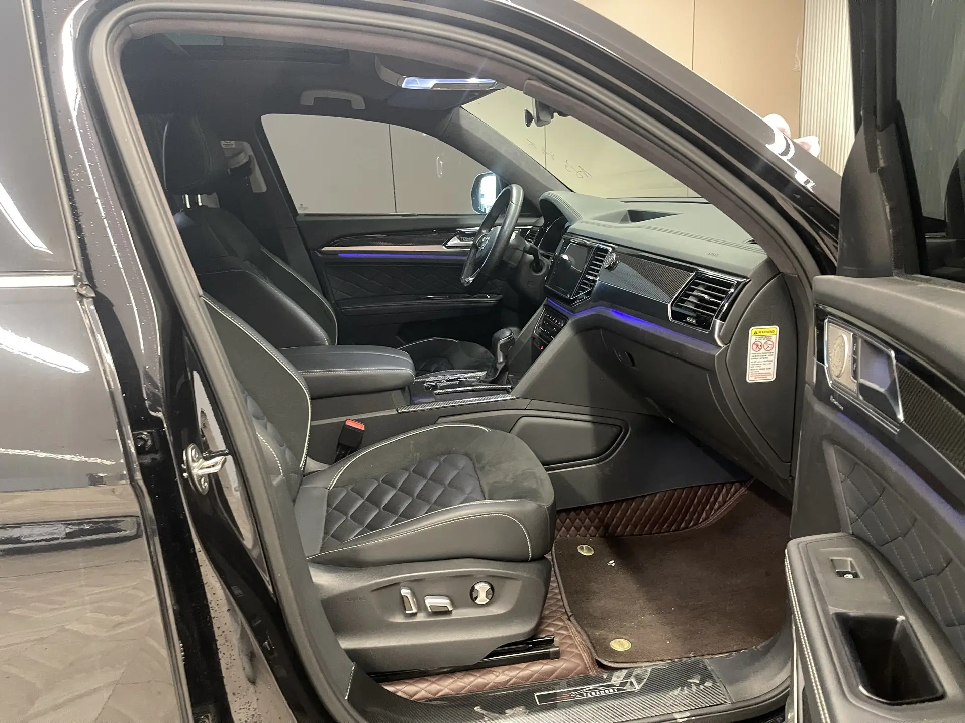 Volkswagen Teramont X, 2021 18