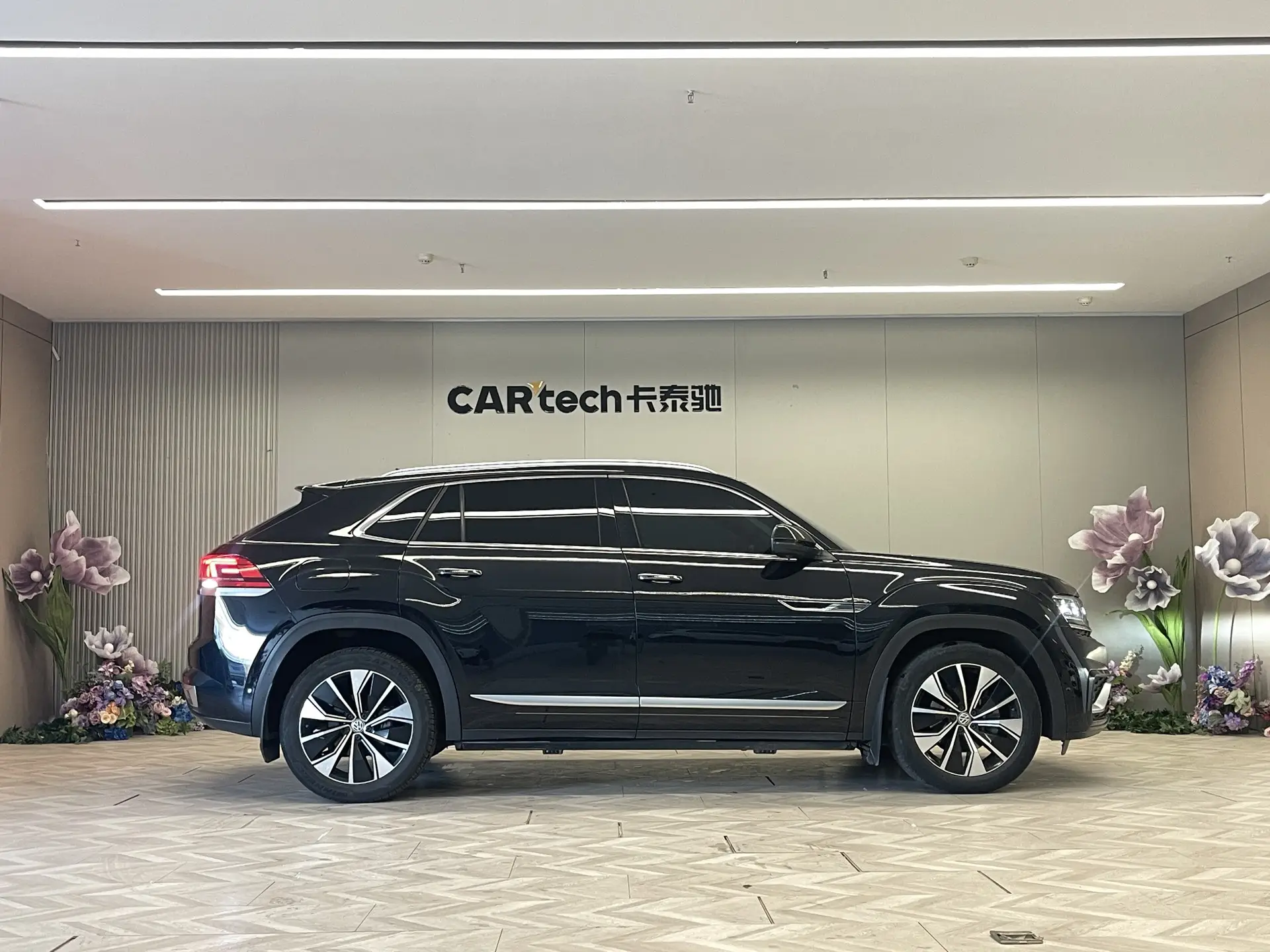 Volkswagen Teramont X, 2021 4