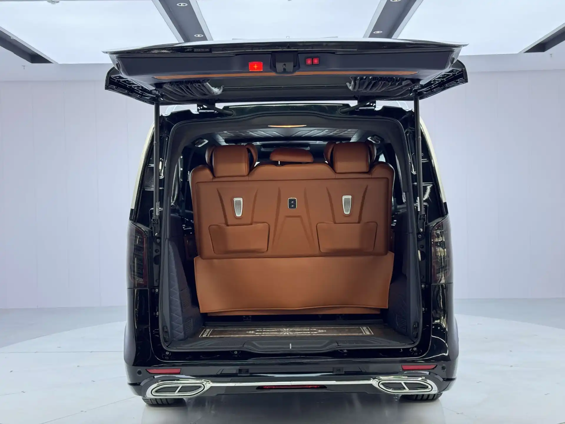 Mercedes-Benz Vito, 2023 13